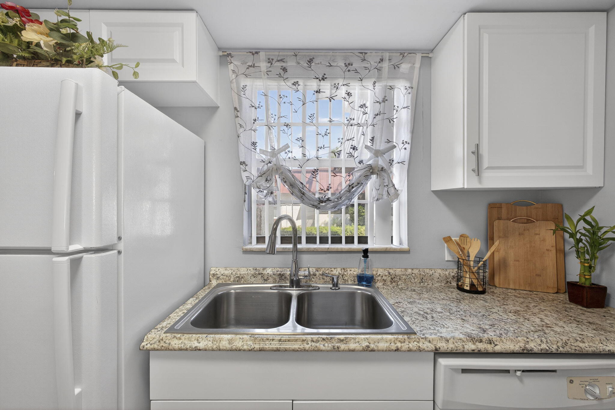 12020 W Greenway Drive 102, Royal Palm Beach Unit: 102