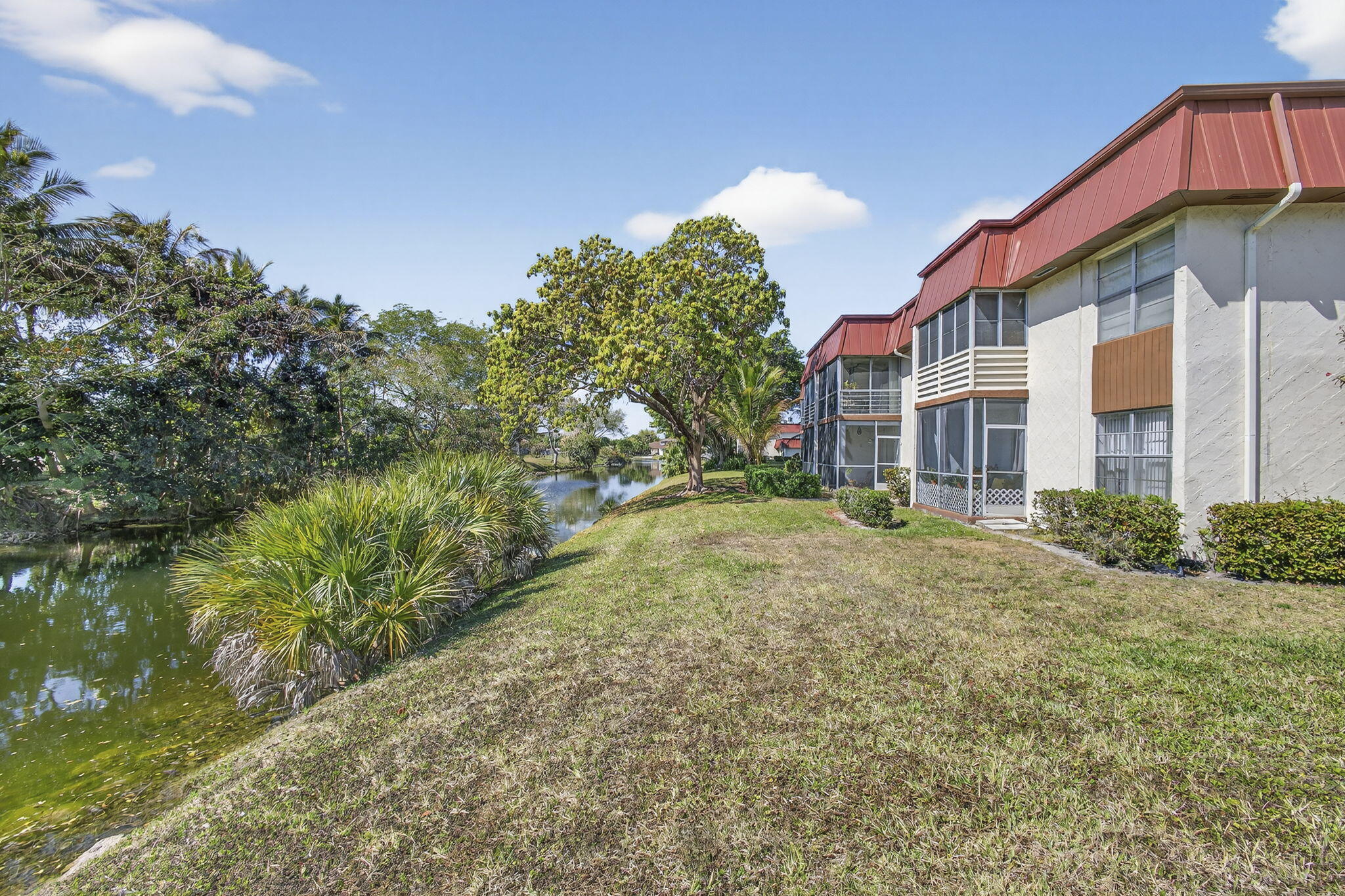 12020 W Greenway Drive 102, Royal Palm Beach Unit: 102