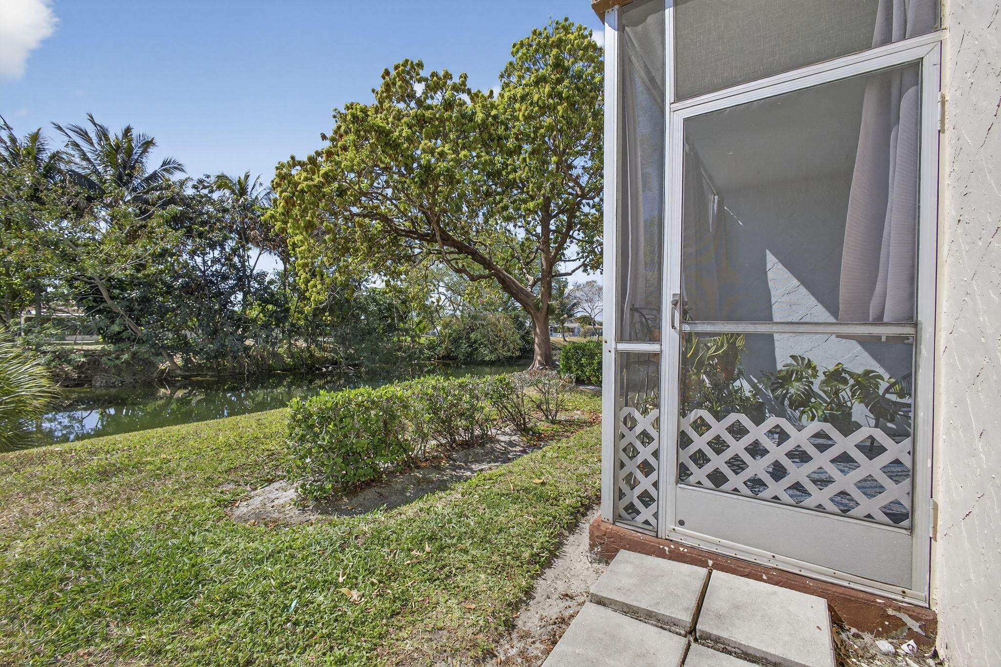 12020 W Greenway Drive 102, Royal Palm Beach Unit: 102