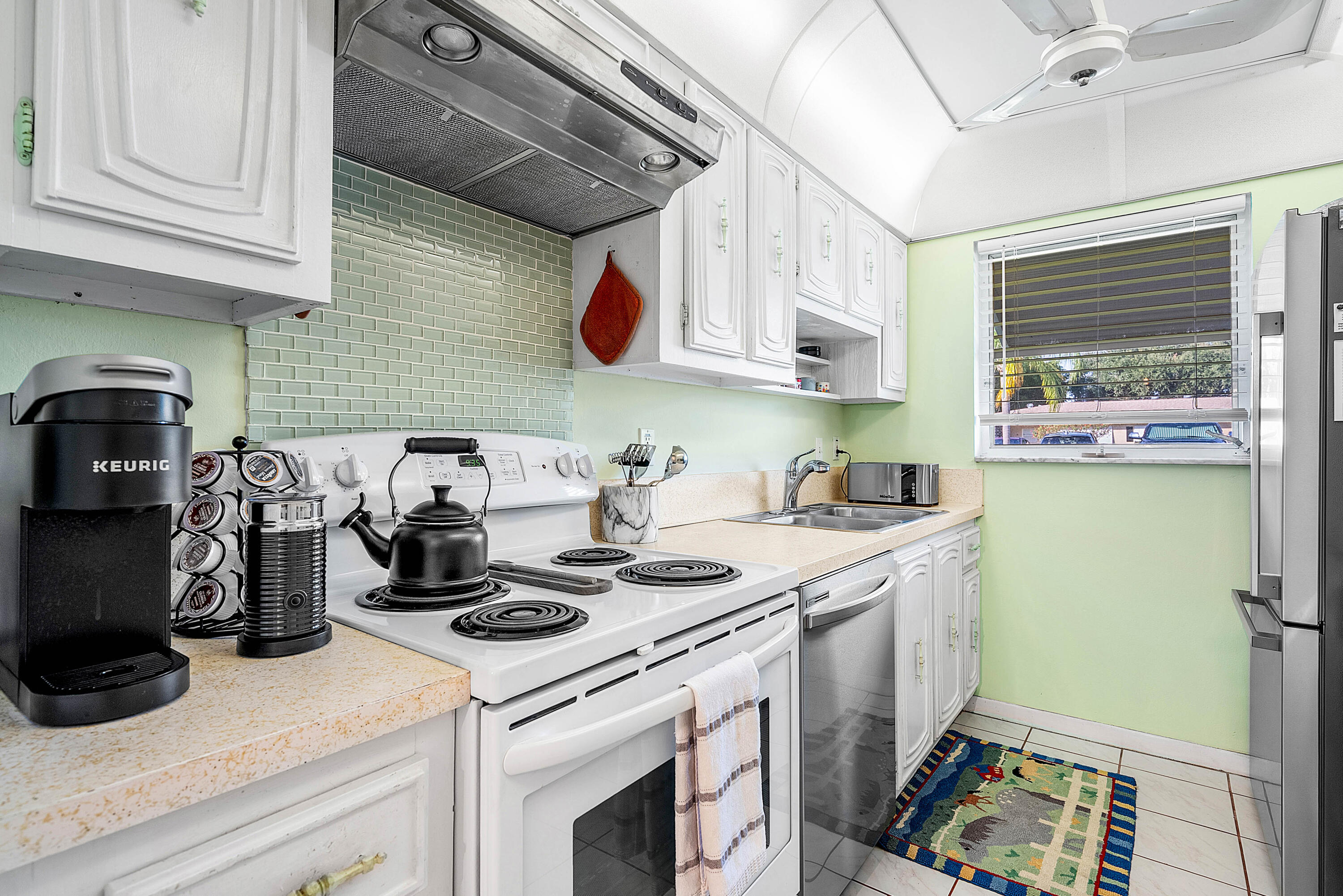 1010 Circle Terrace E C