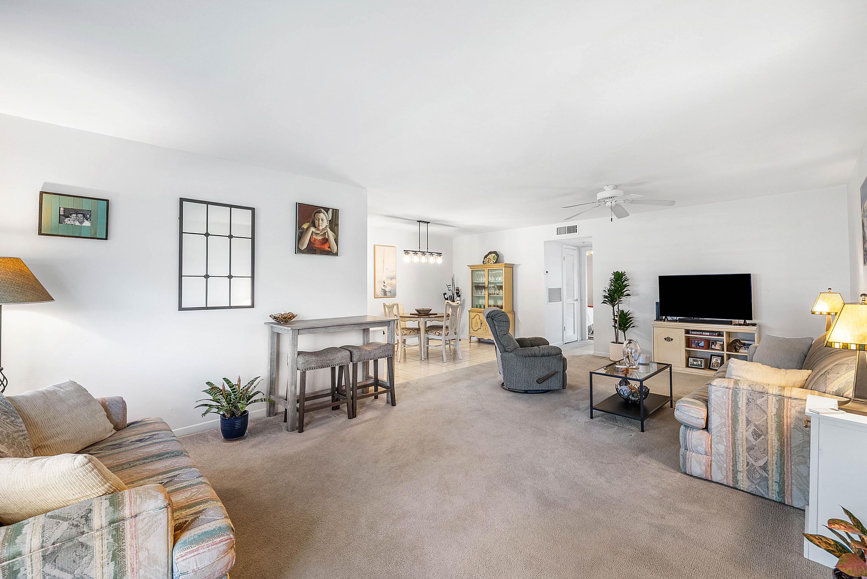 1010 Circle Terrace E C