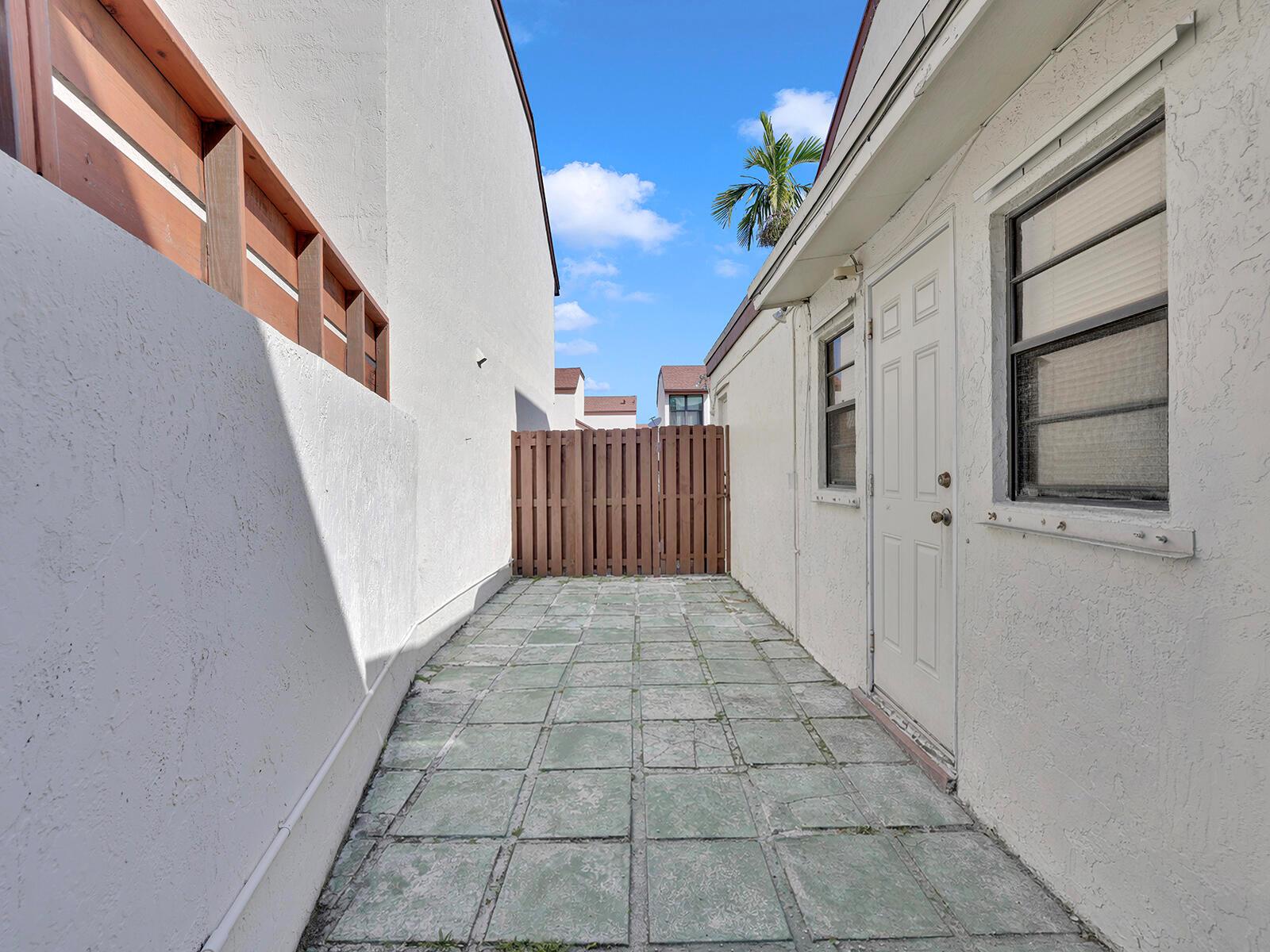 9702 NW 5th Lane # 9702