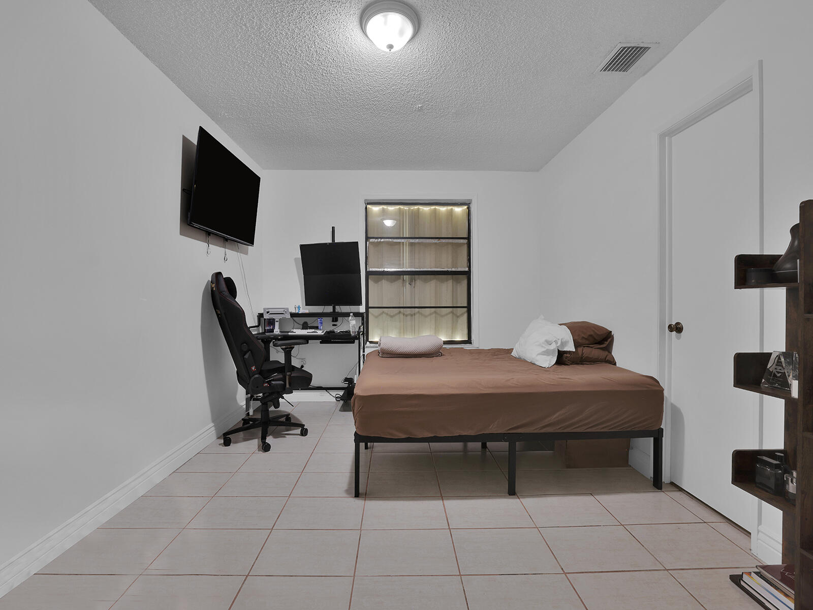 9702 NW 5th Lane 9702