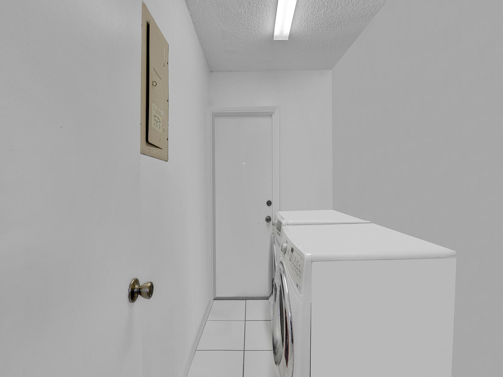 9702 NW 5th Lane 9702