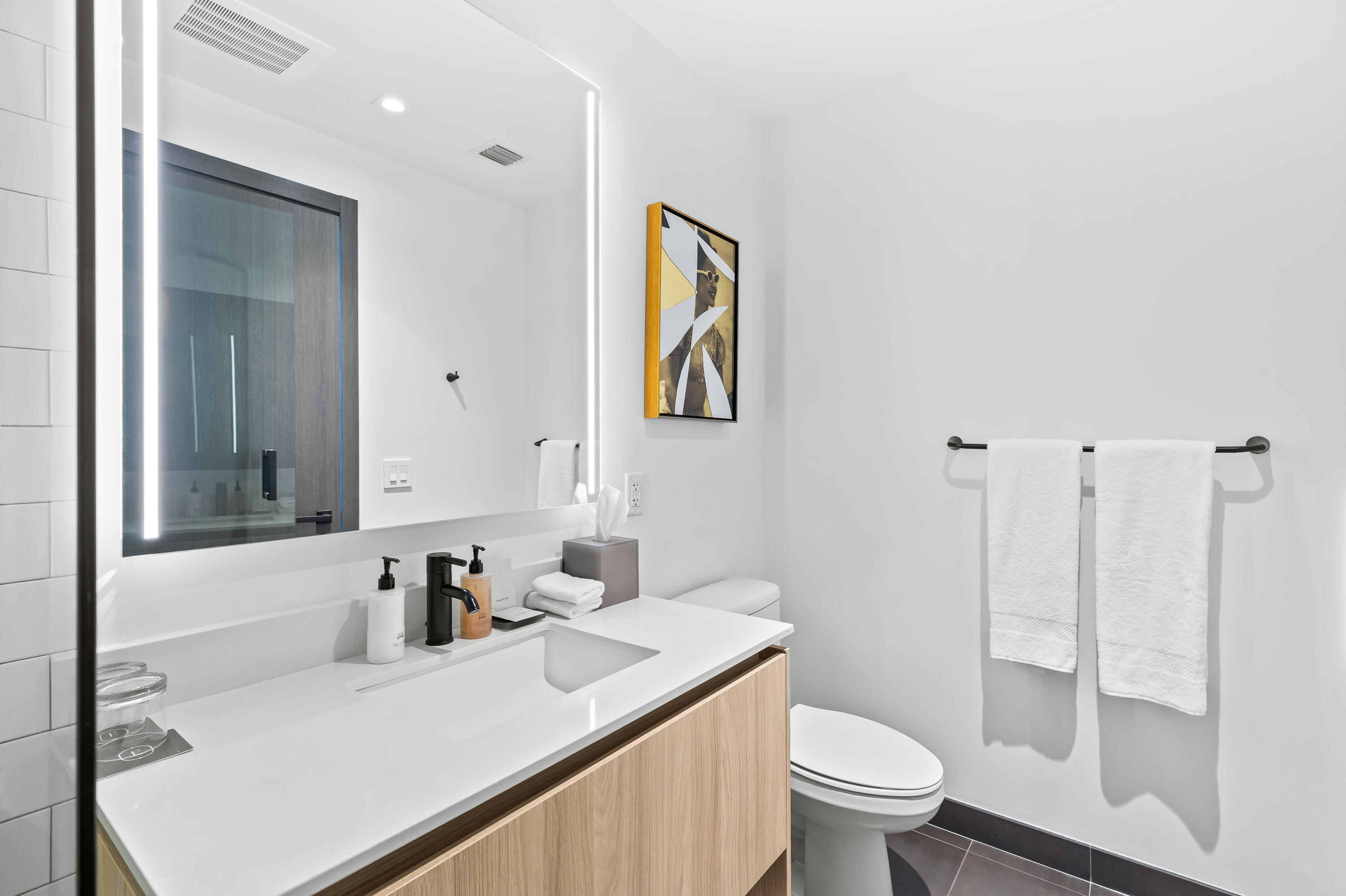 398 NE 5th Street 4618