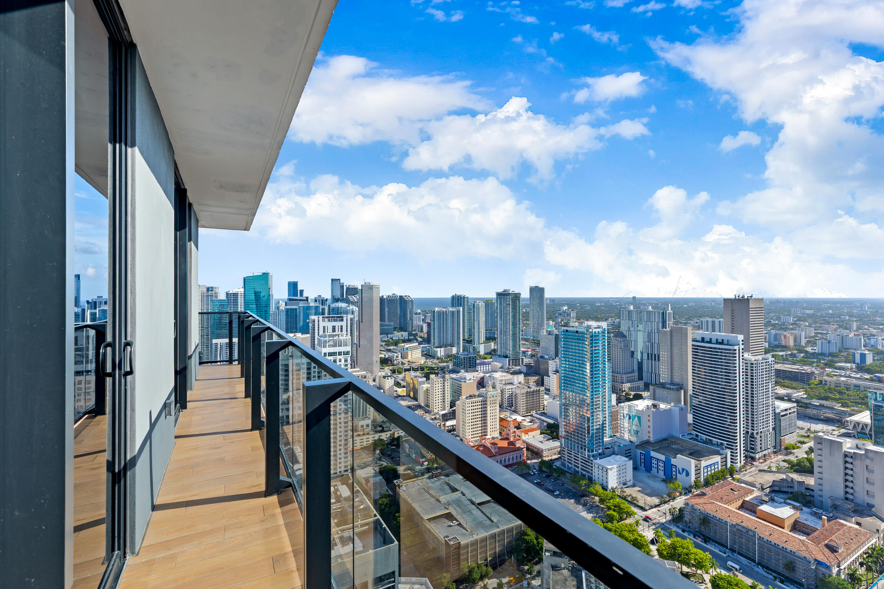 398 NE 5th Street 4618