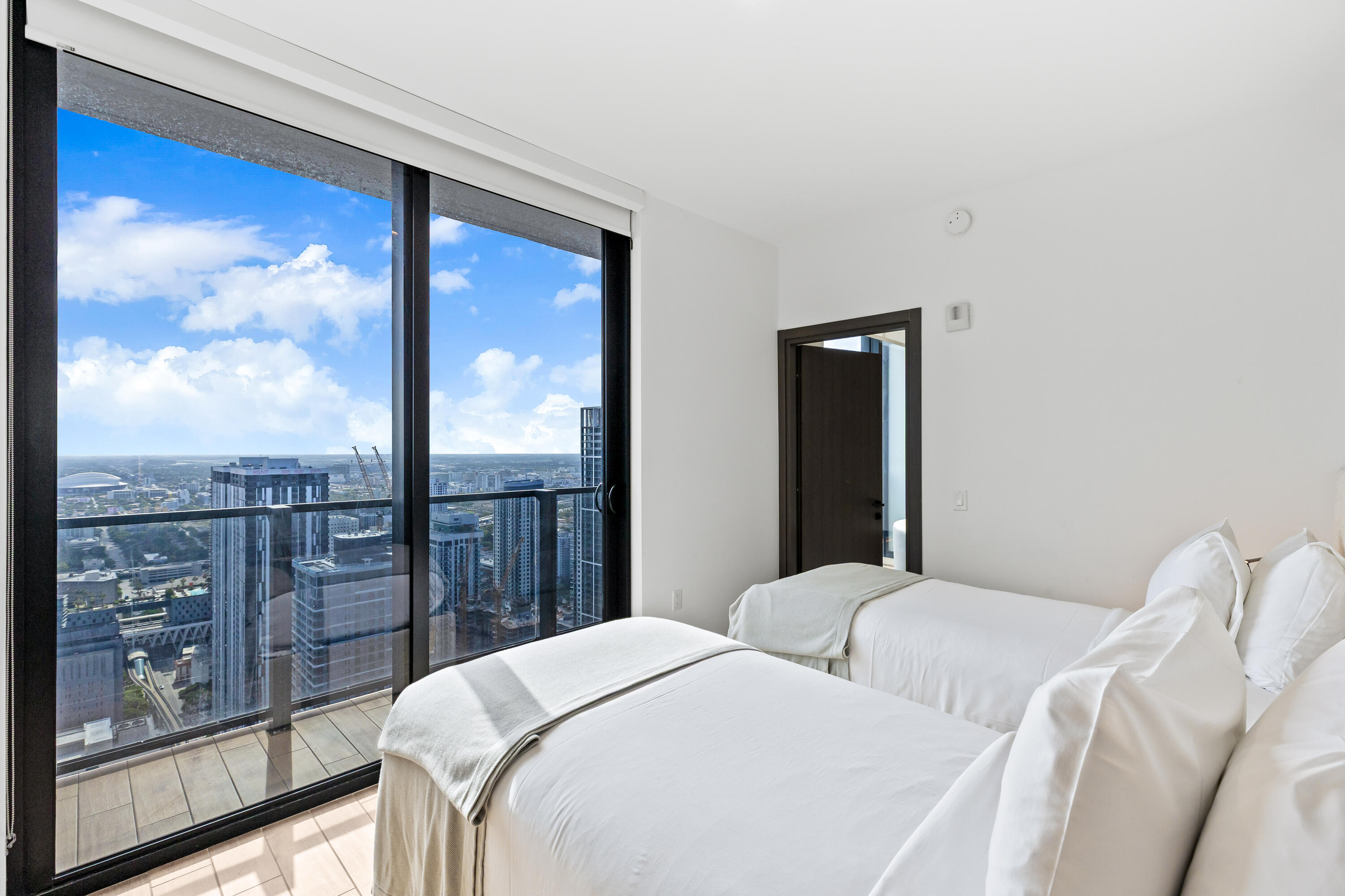 398 NE 5th Street 4618