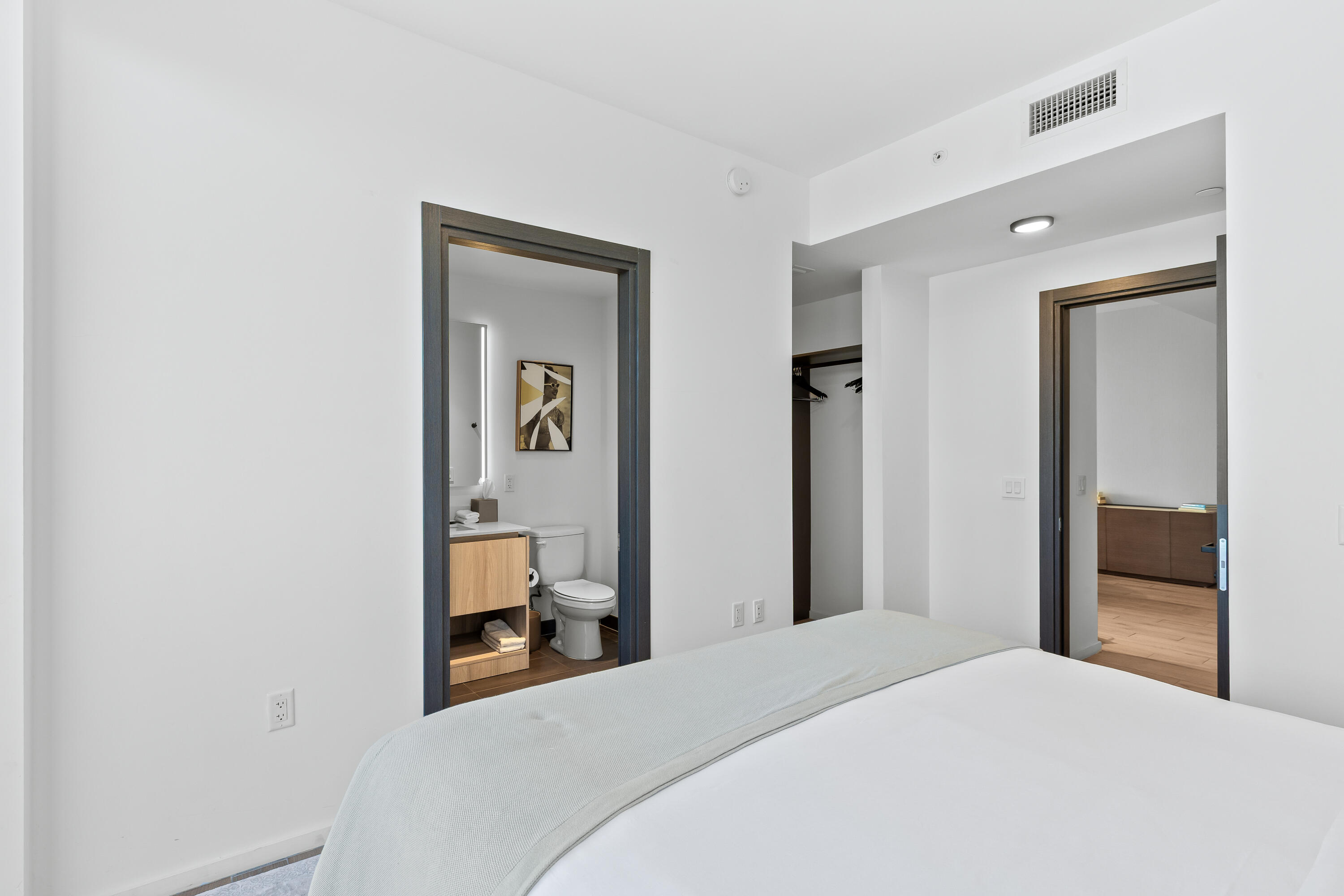 398 NE 5th Street 4618