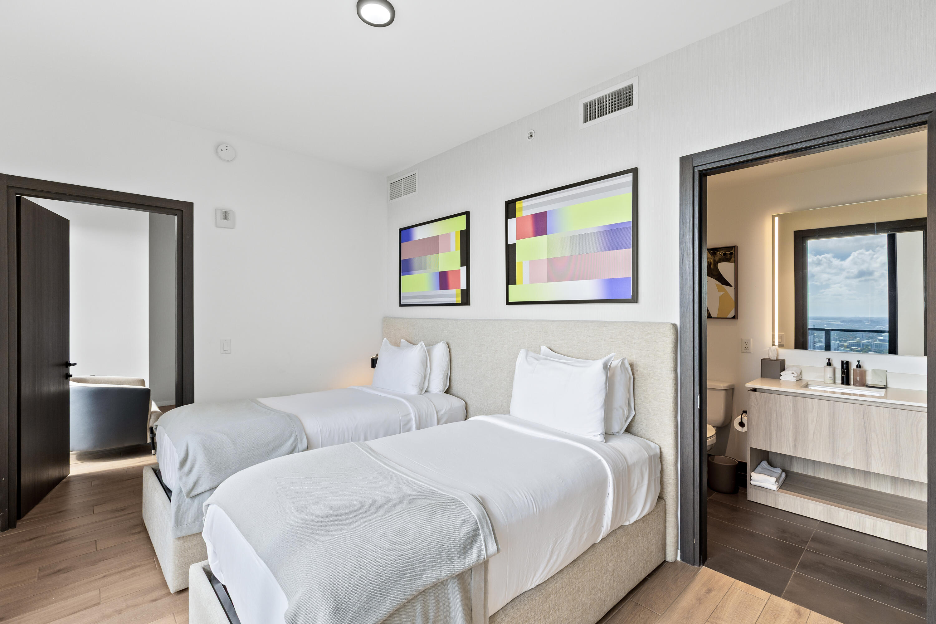 398 NE 5th Street 4618