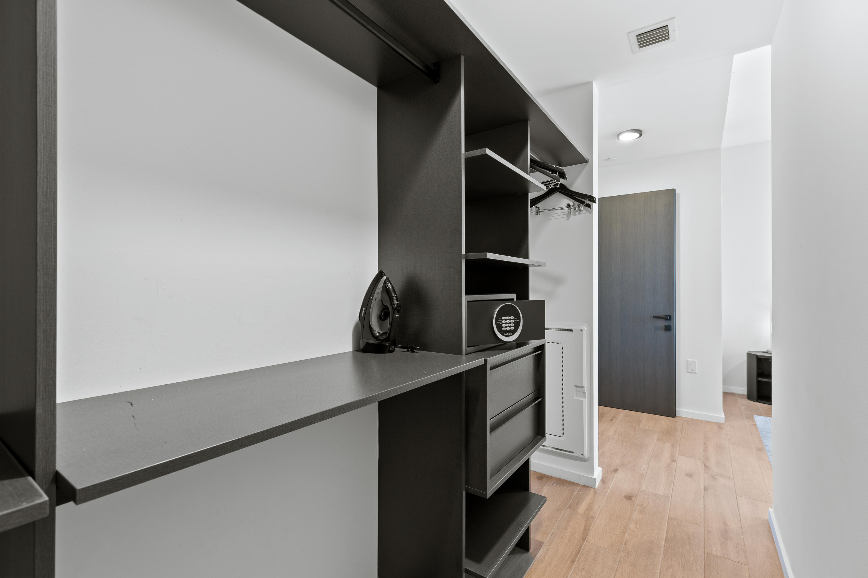 398 NE 5th Street 4618