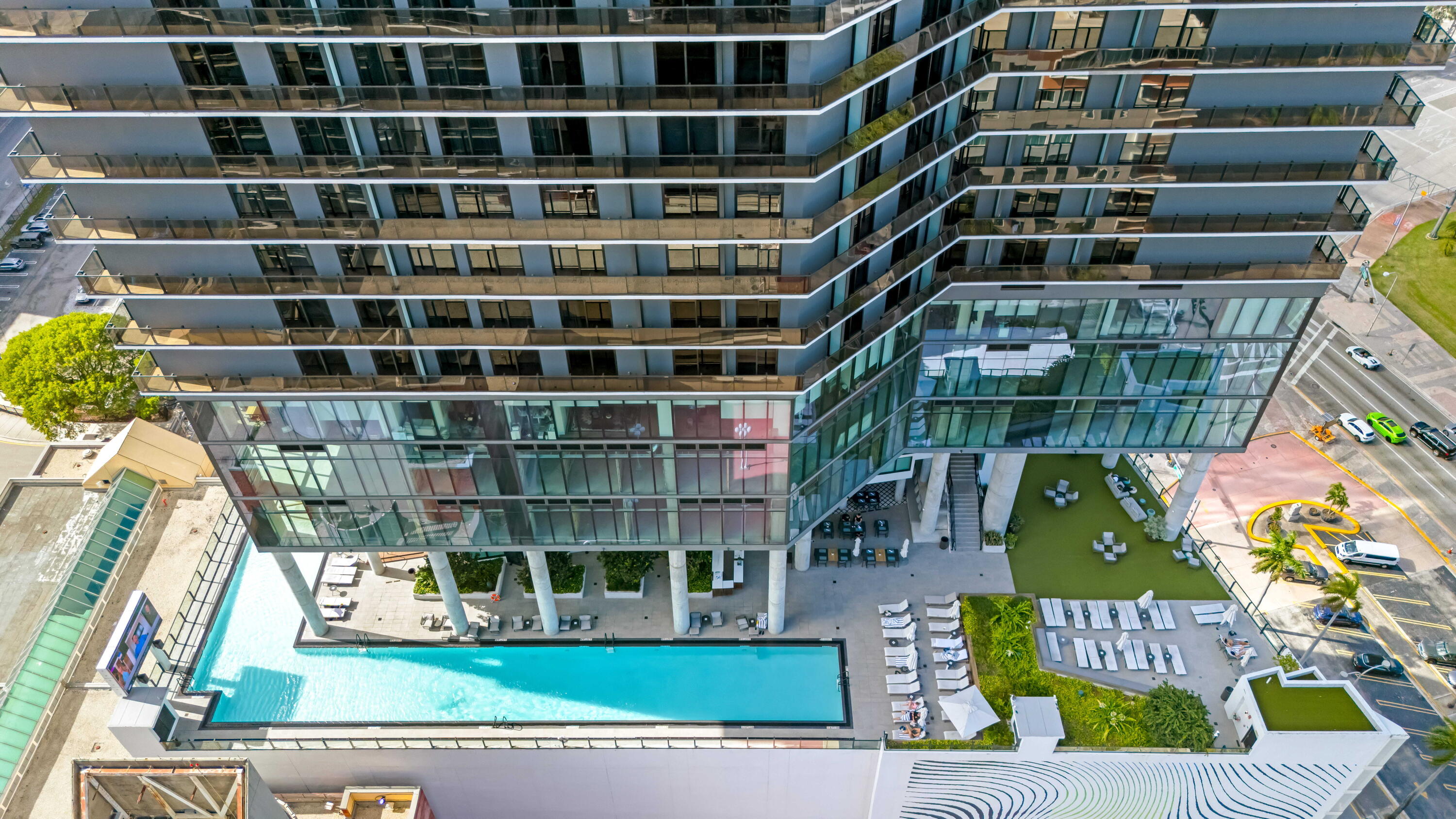 398 NE 5th Street 4618