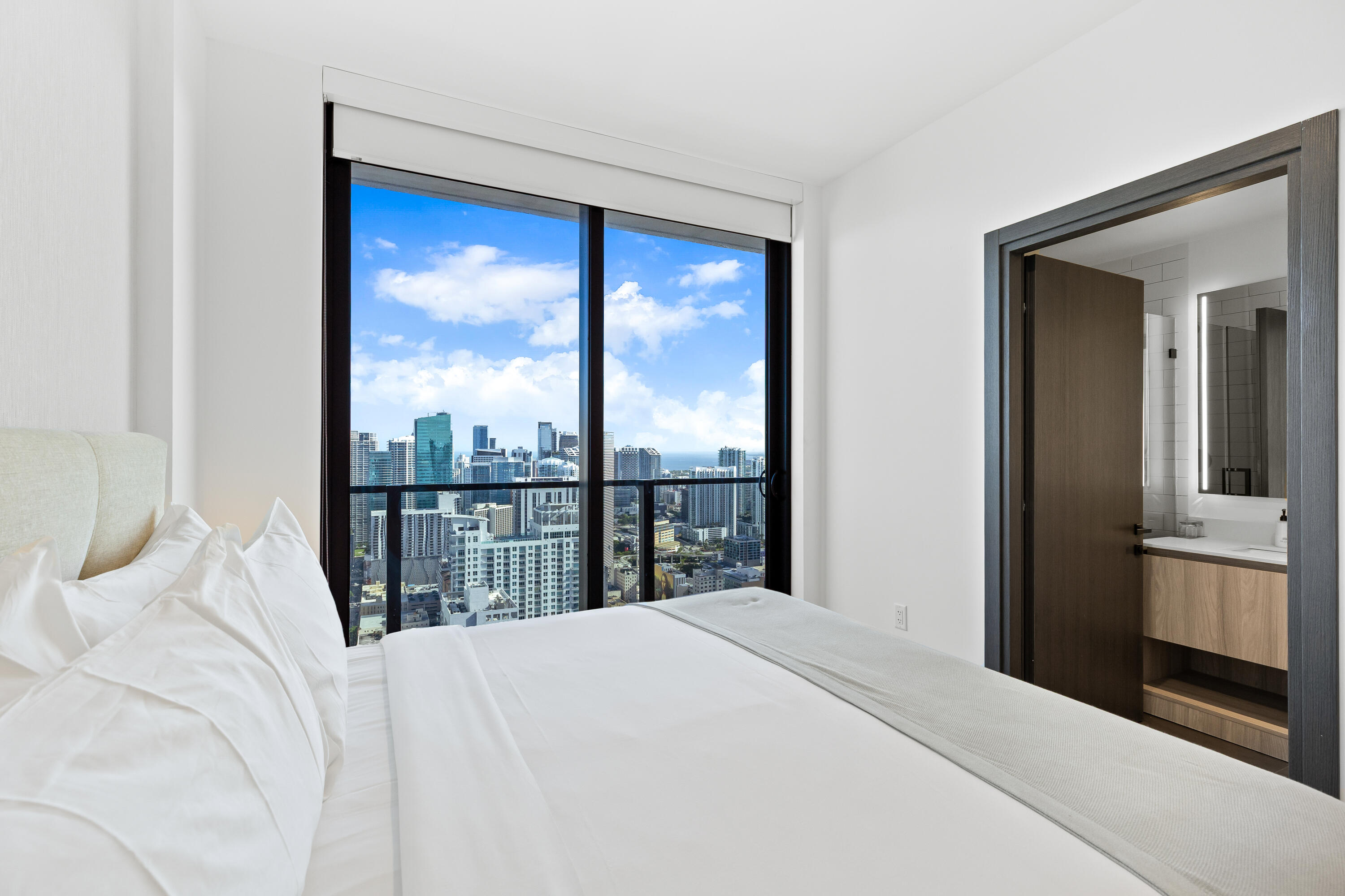 398 NE 5th Street 4618