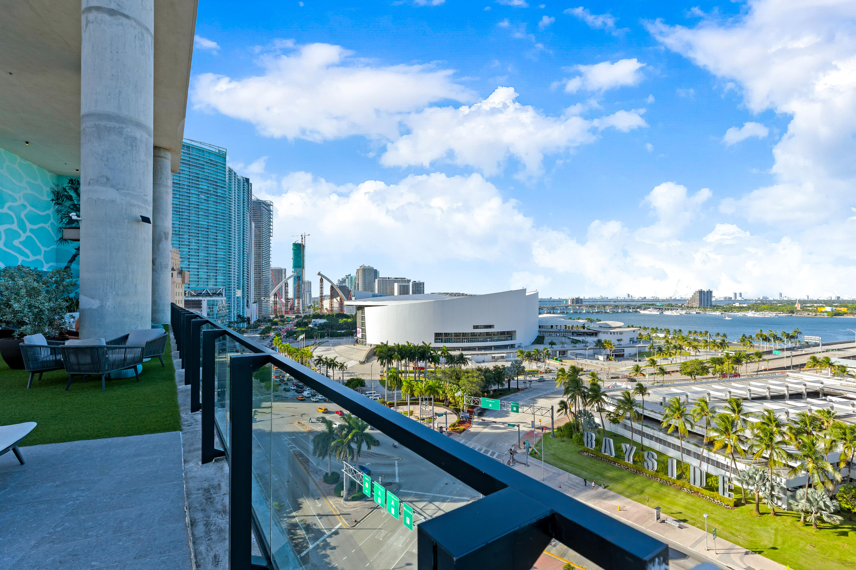 398 NE 5th Street 4618