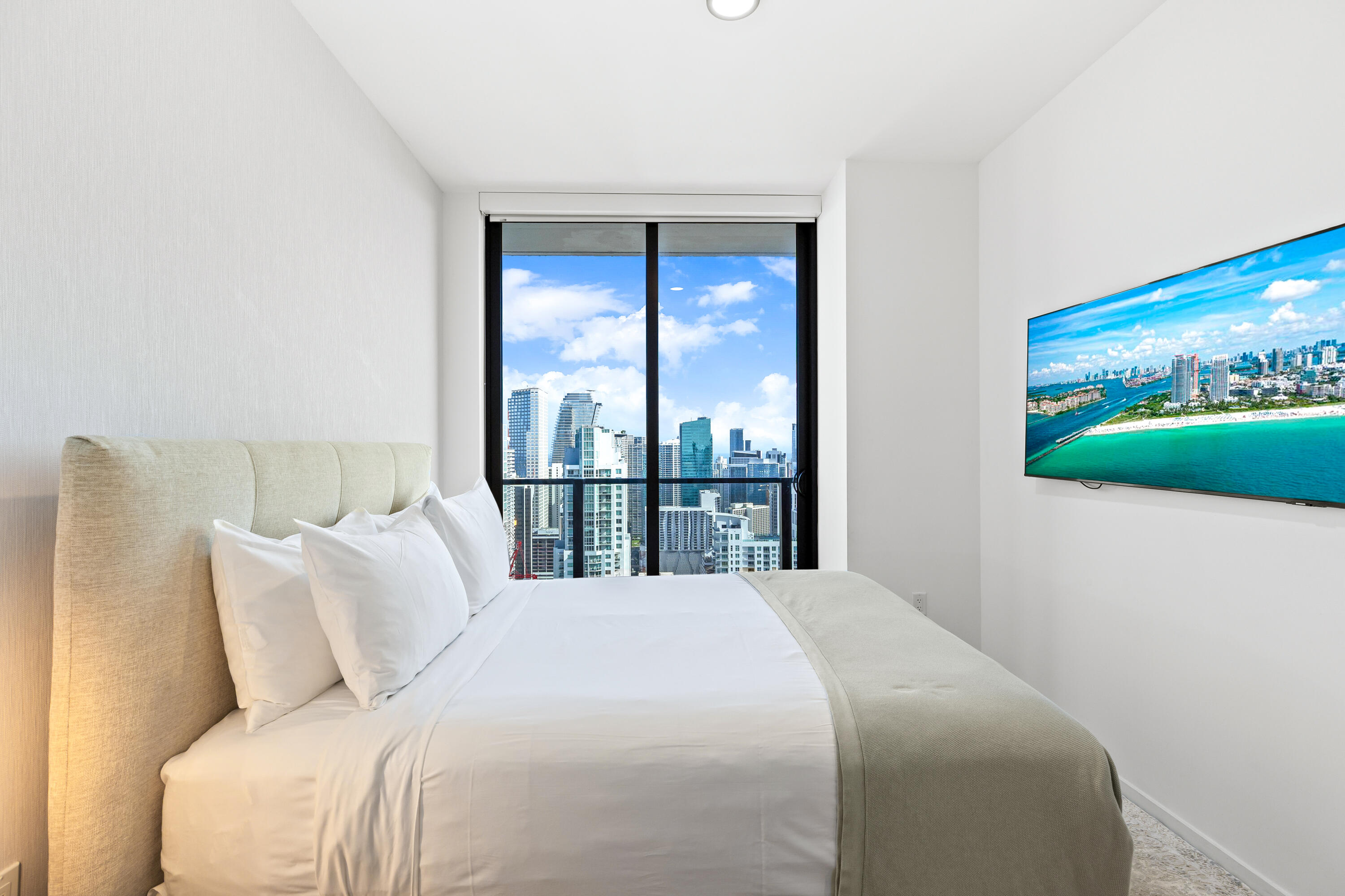 398 NE 5th Street 4618