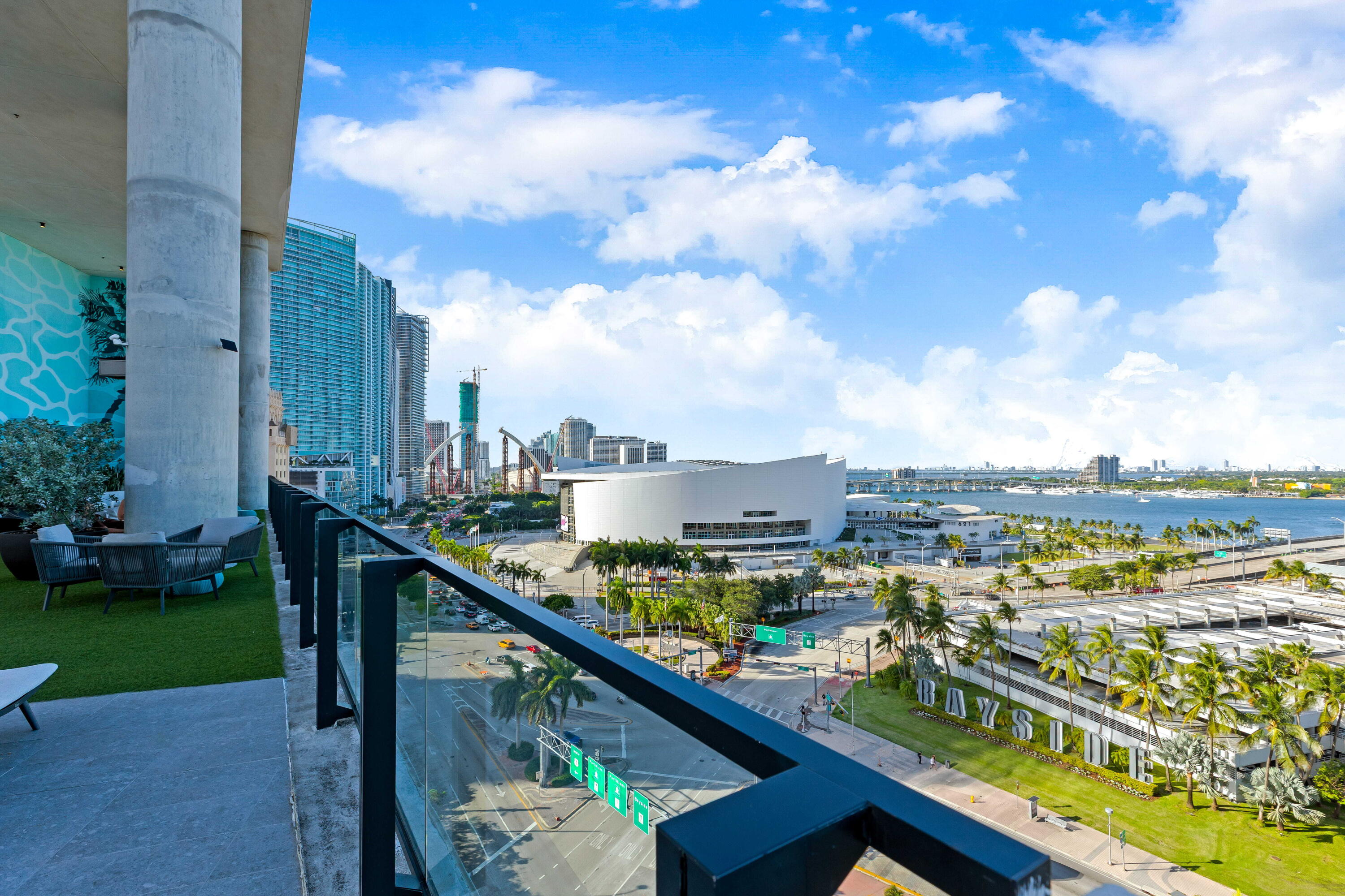 398 NE 5th Street 4618