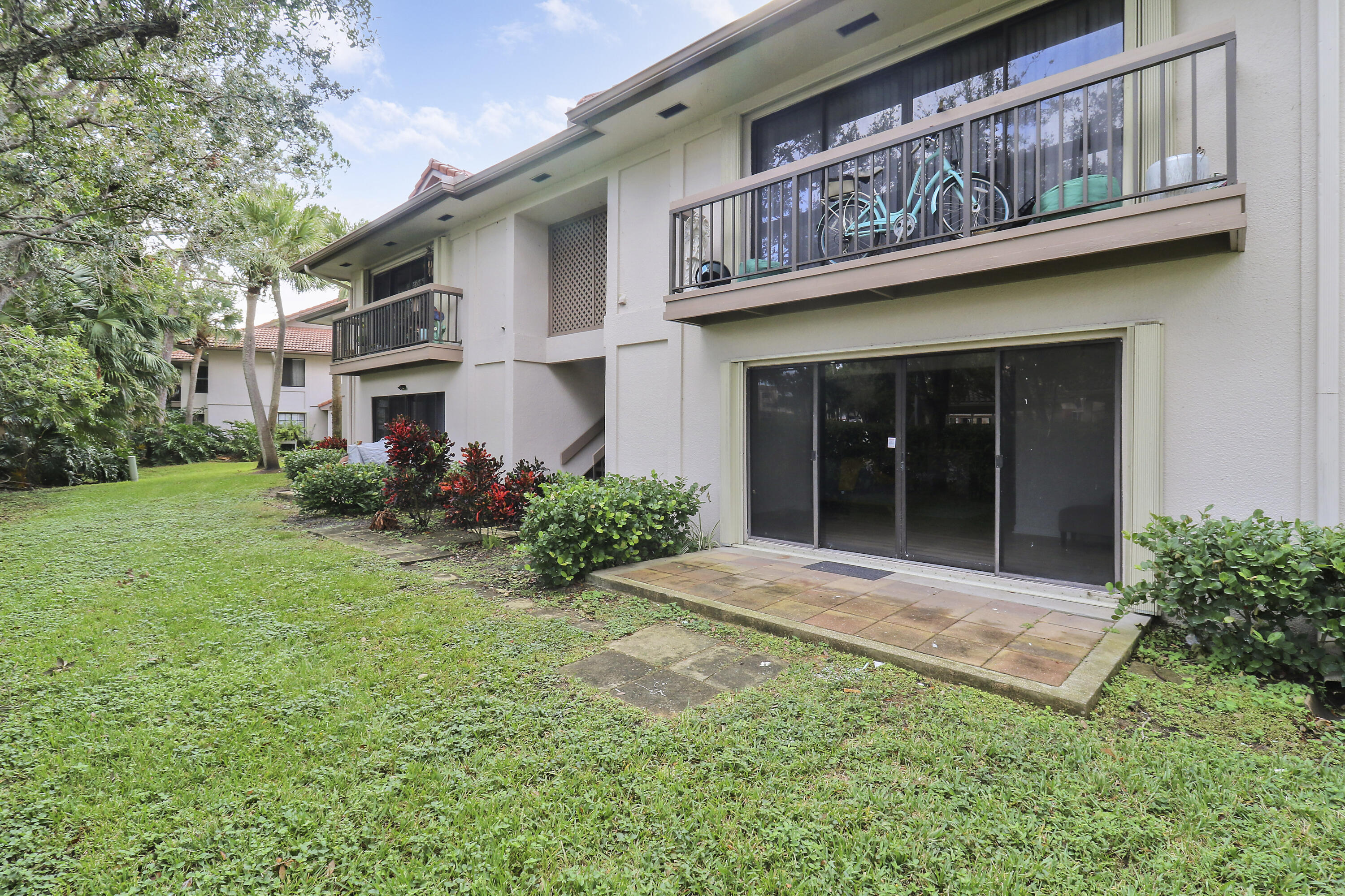 1107 Duncan Circle 102