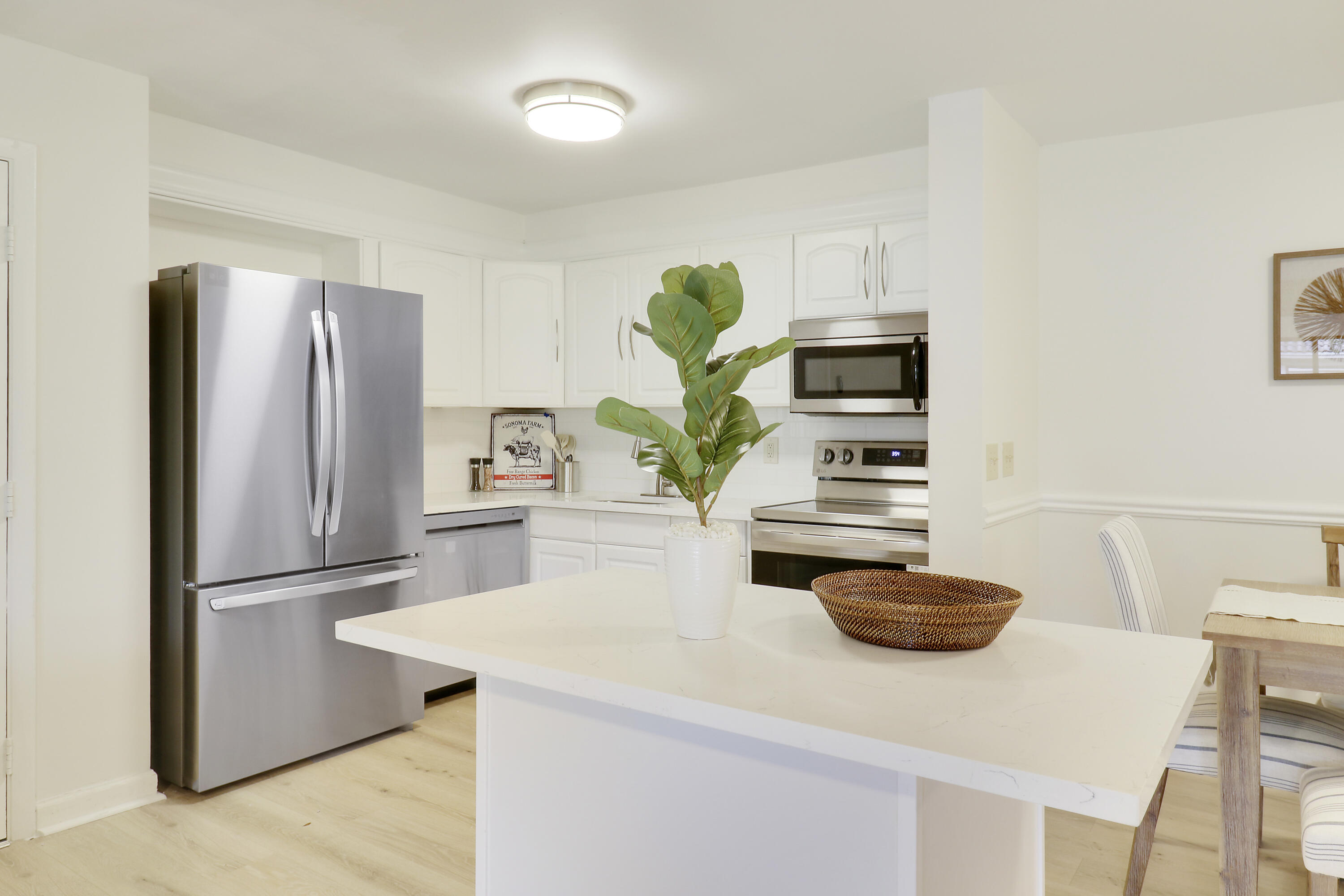 1107 Duncan Circle 102