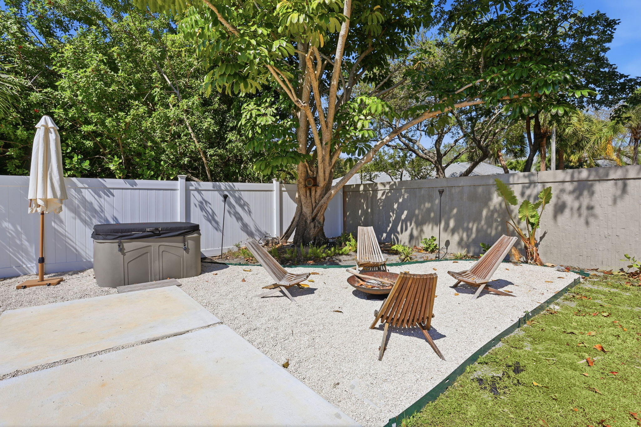 2522 Bessie Street