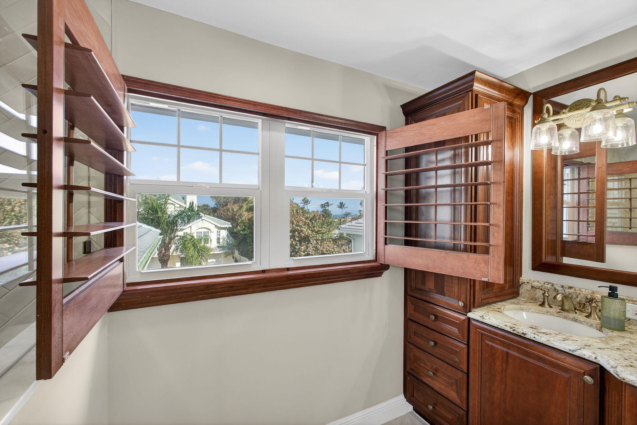 1306 Mainsail Circle