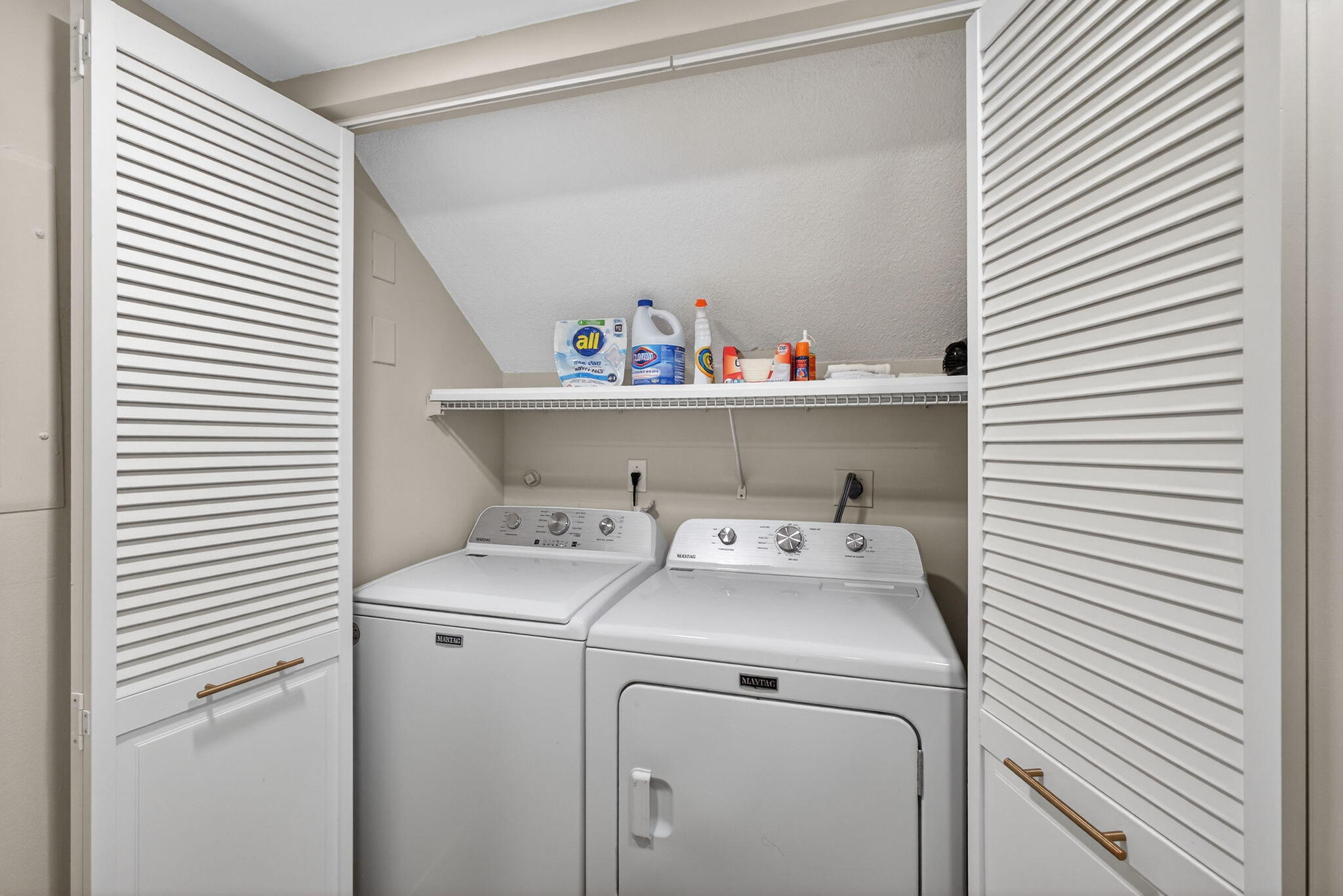 1306 Mainsail Circle