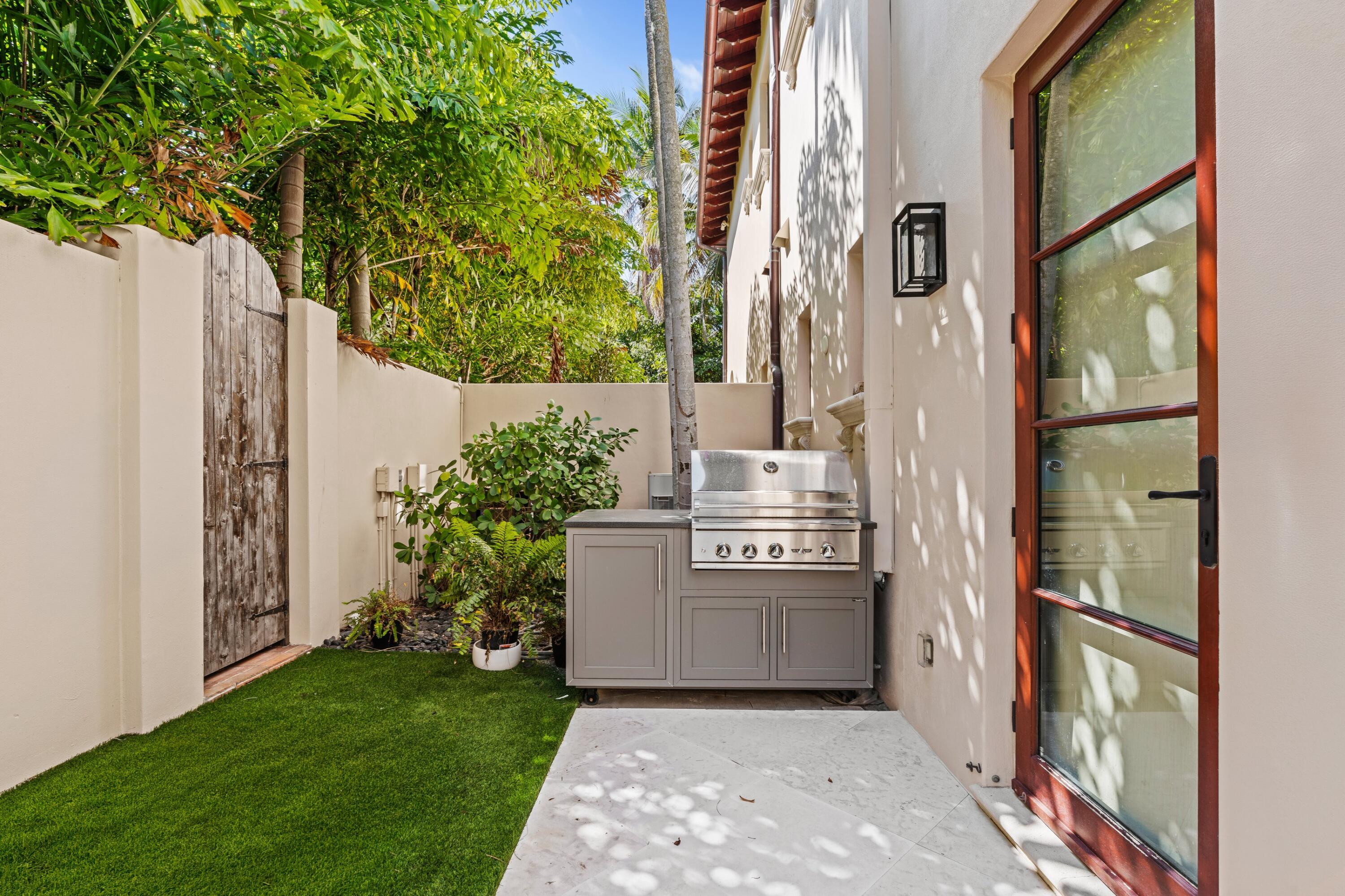 160 Sunset Avenue
