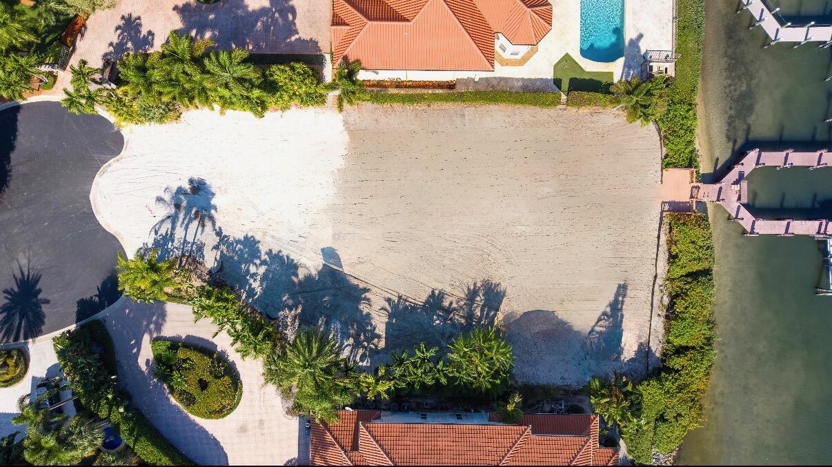 2252 Bay Village Court