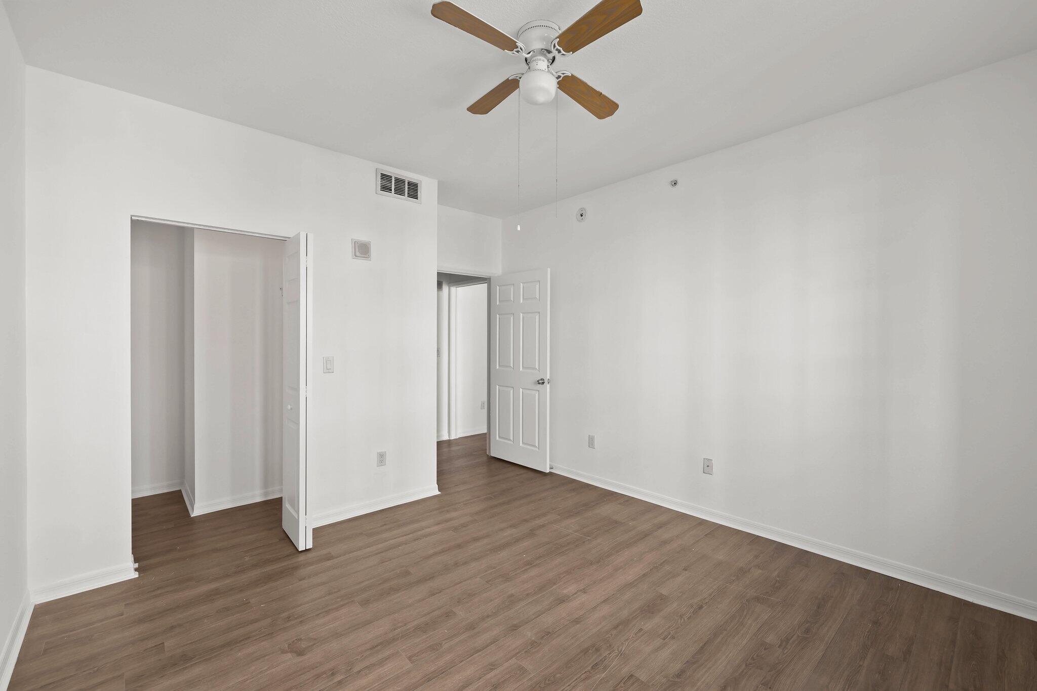 233 S Federal Highway 416