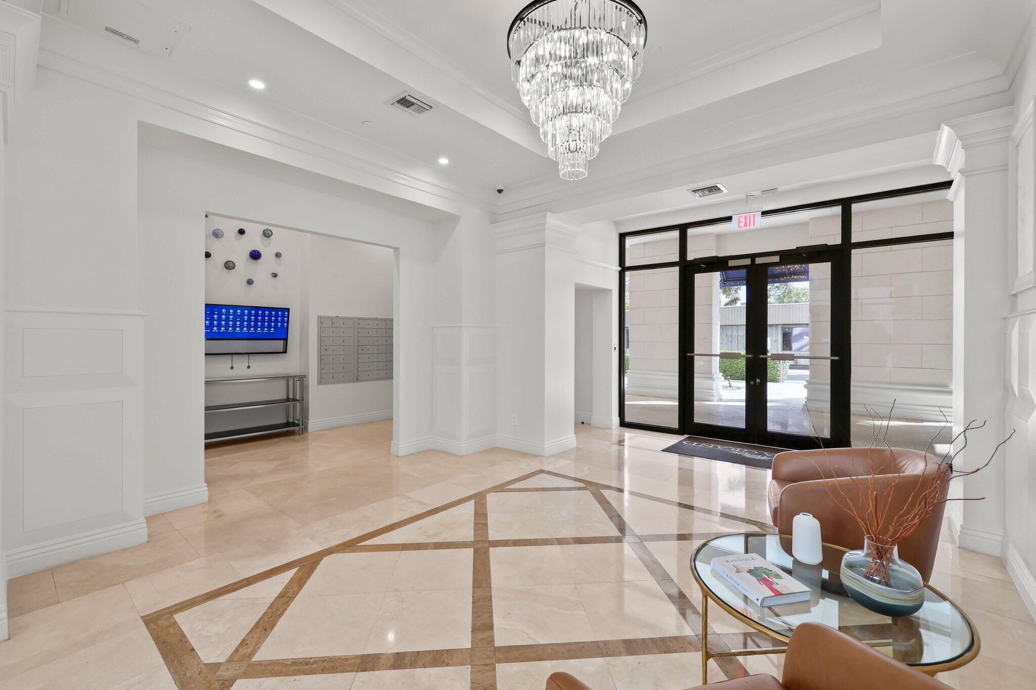 233 S Federal Highway 416