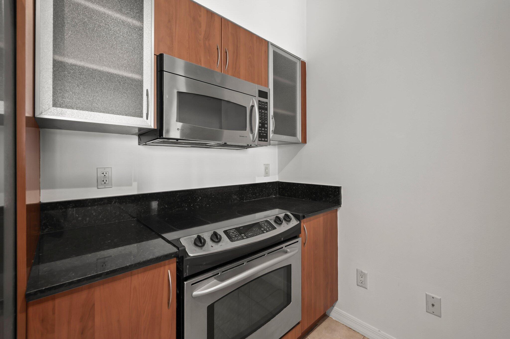 233 S Federal Highway 416