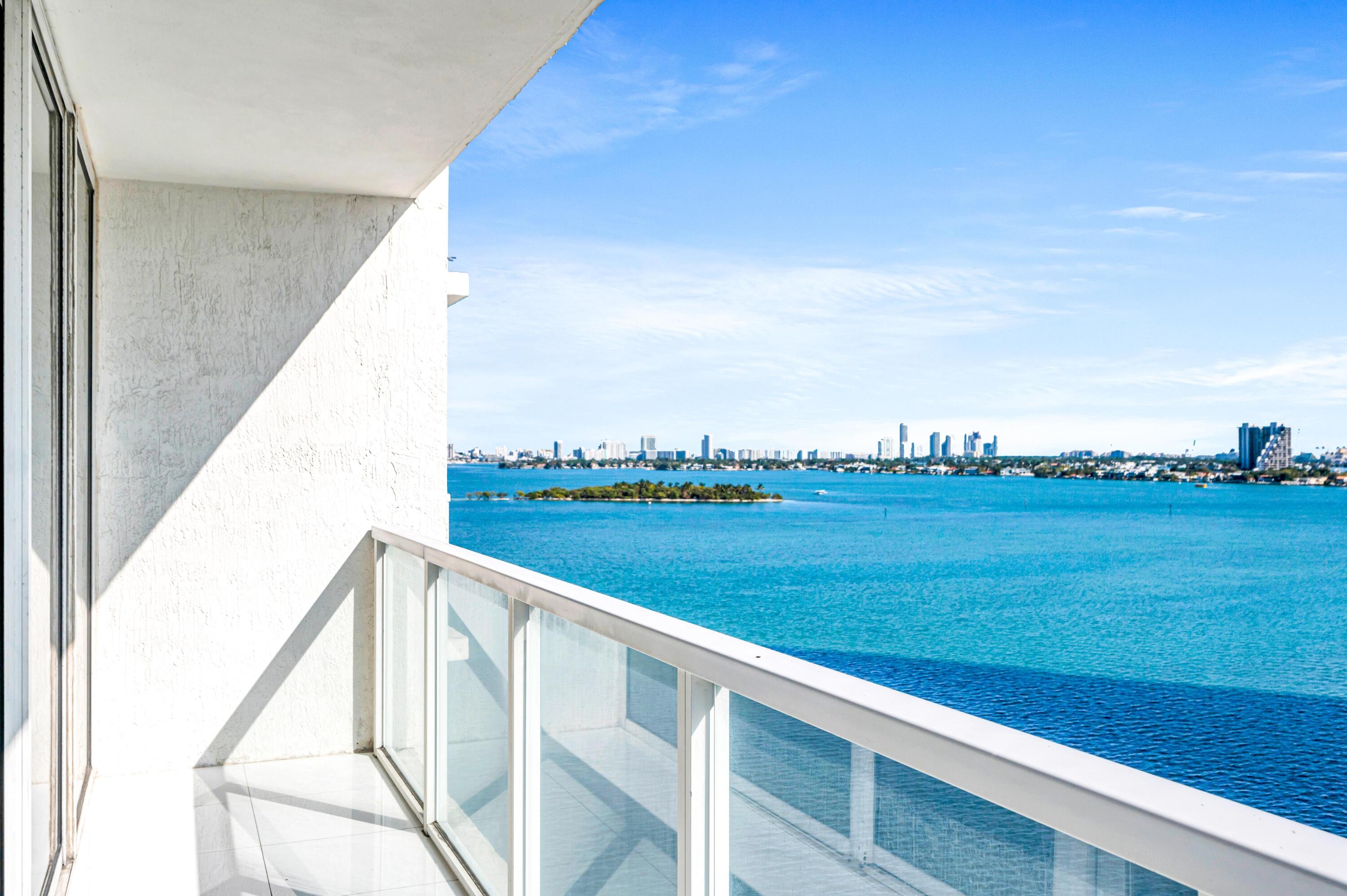 665 NE 25th Street 1001