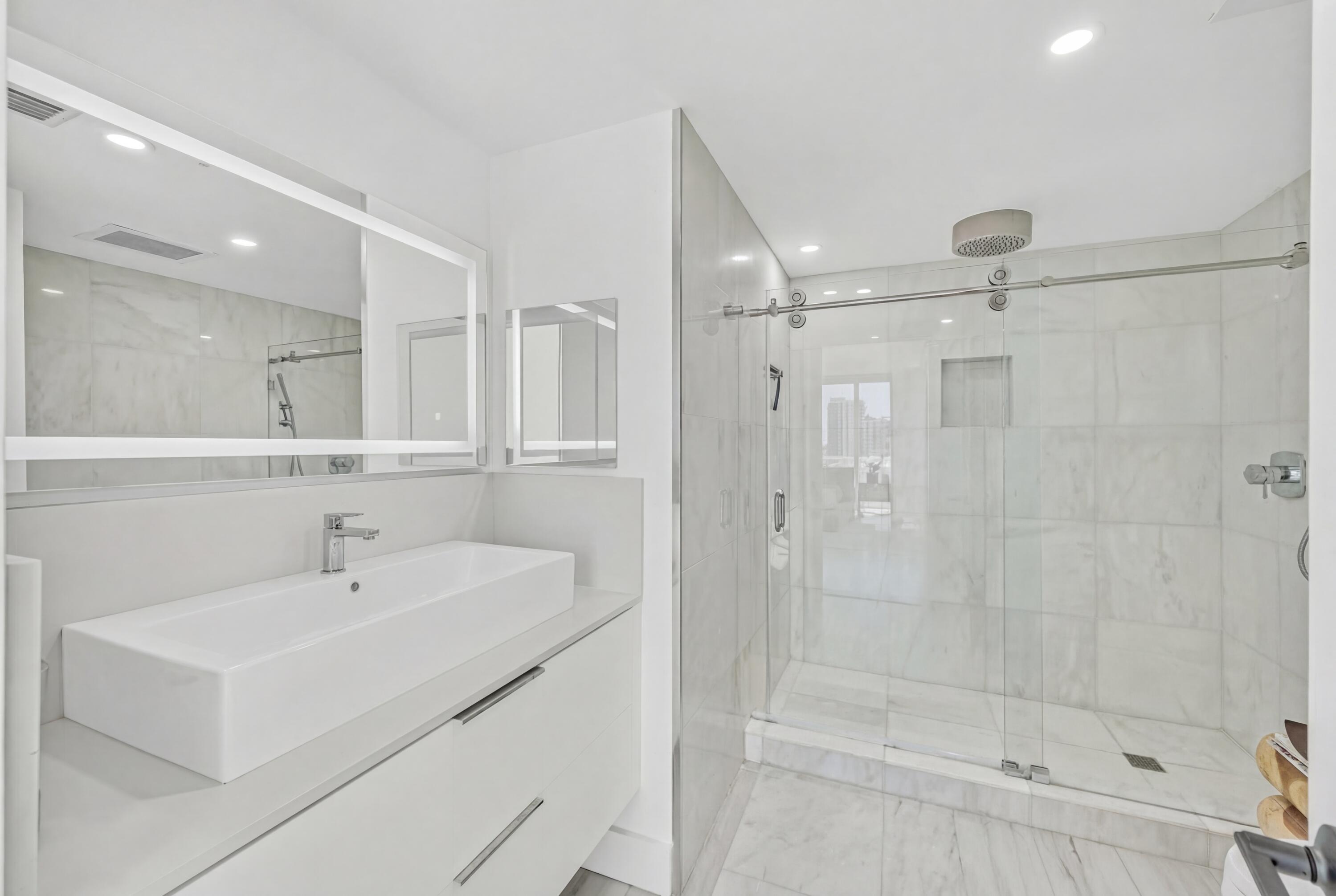 665 NE 25th Street 1001