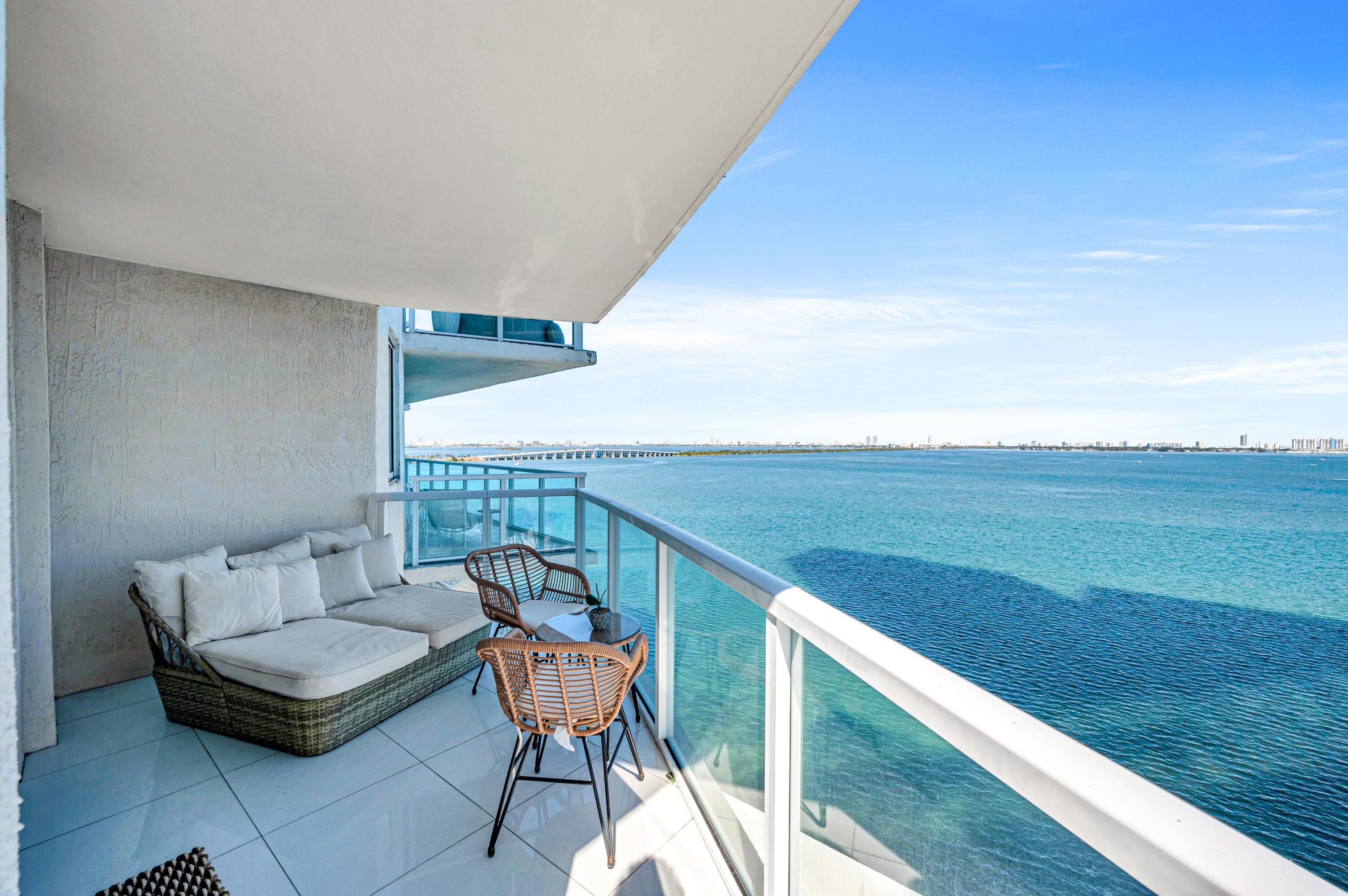 665 NE 25th Street 1001