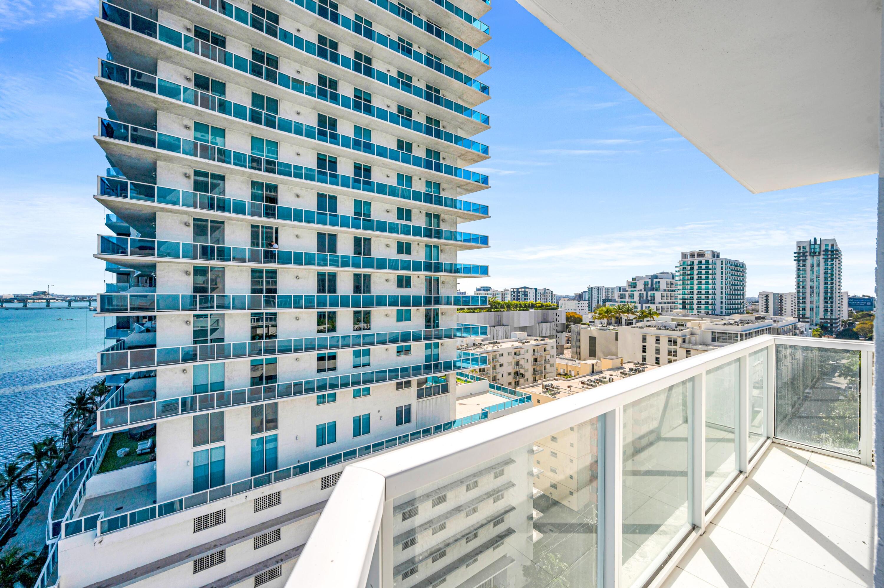 665 NE 25th Street 1001