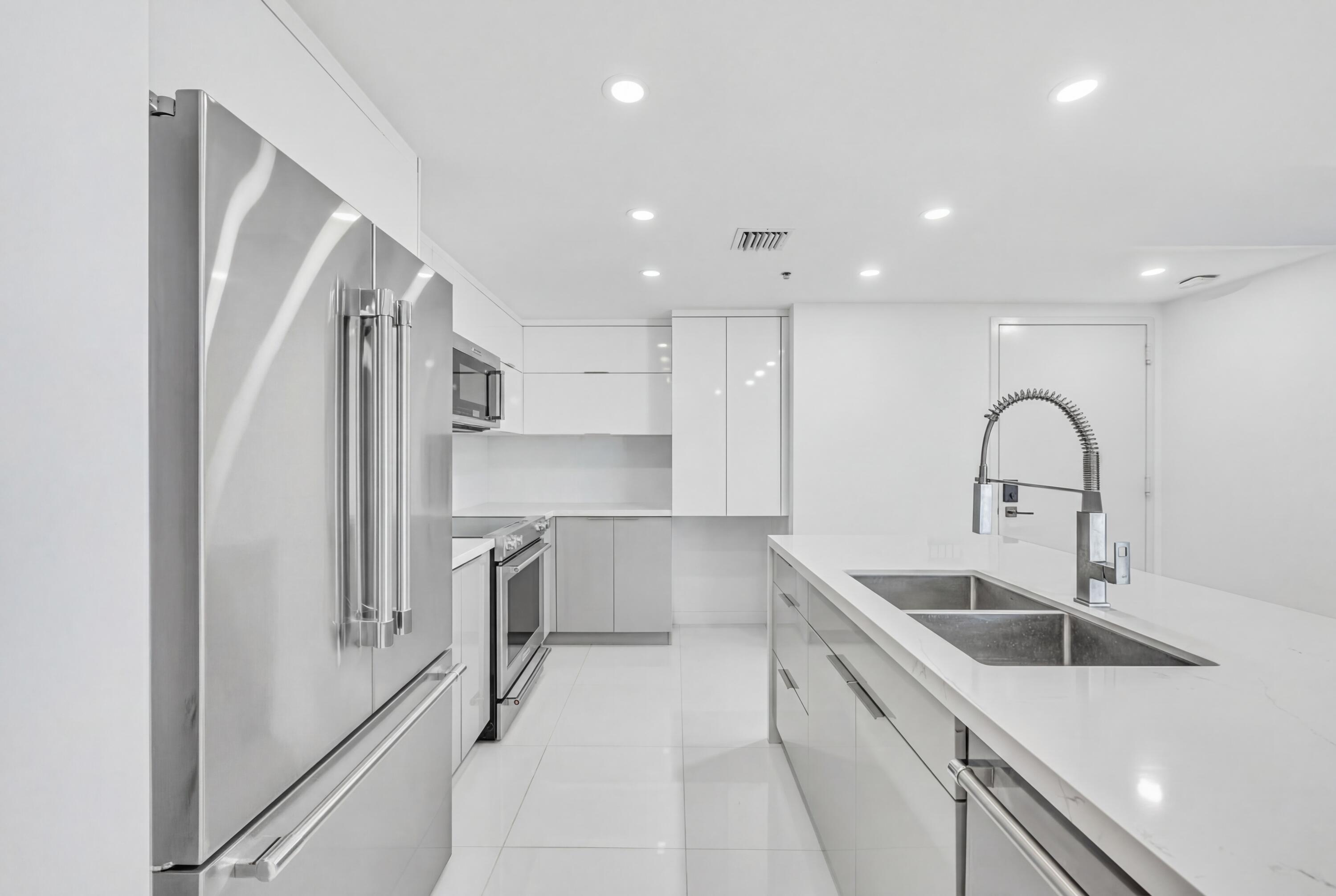 665 NE 25th Street 1001