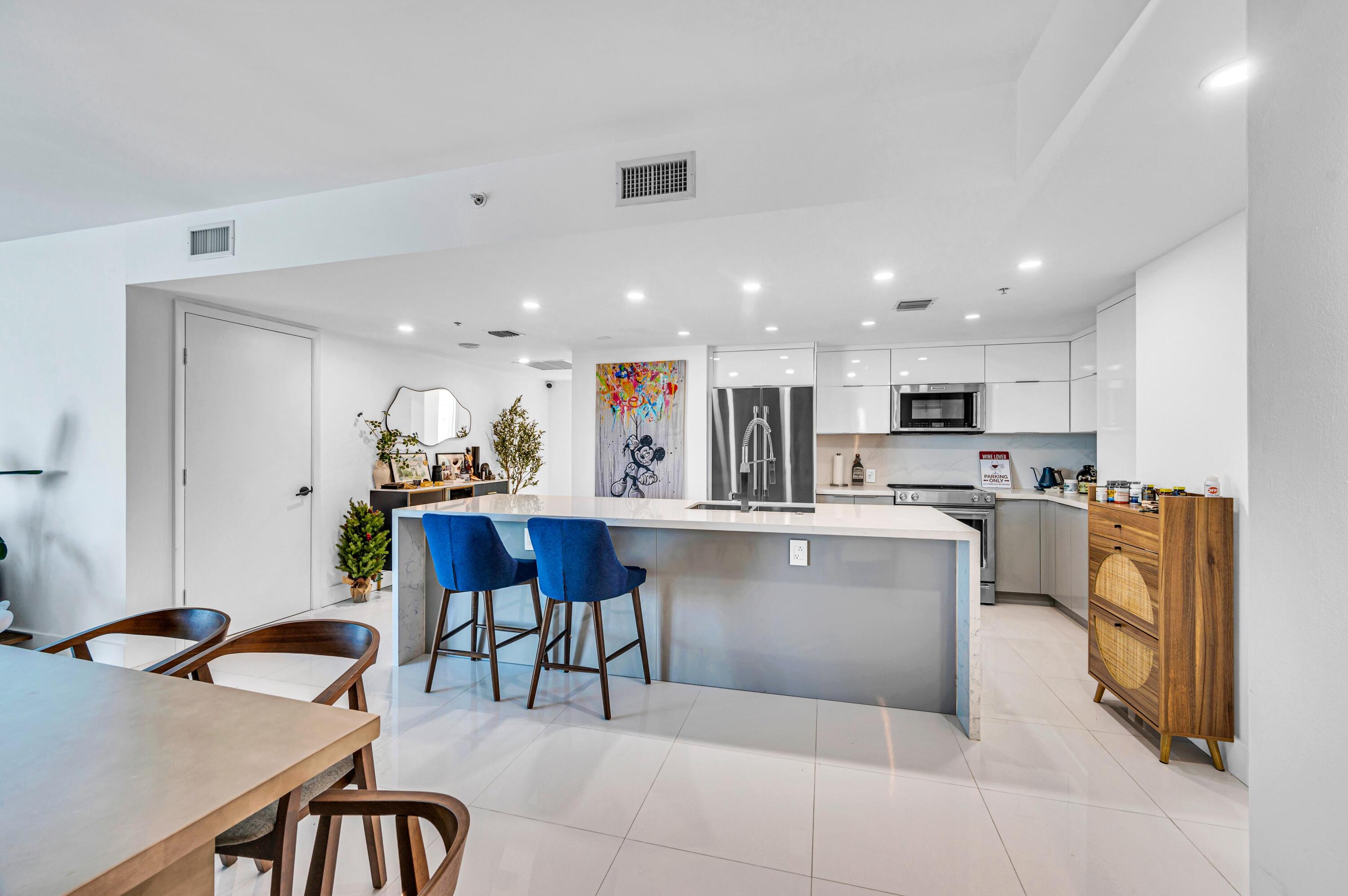 665 NE 25th Street 1001