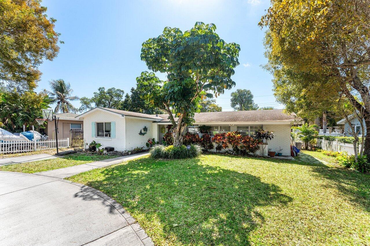 102 NE 22nd Street