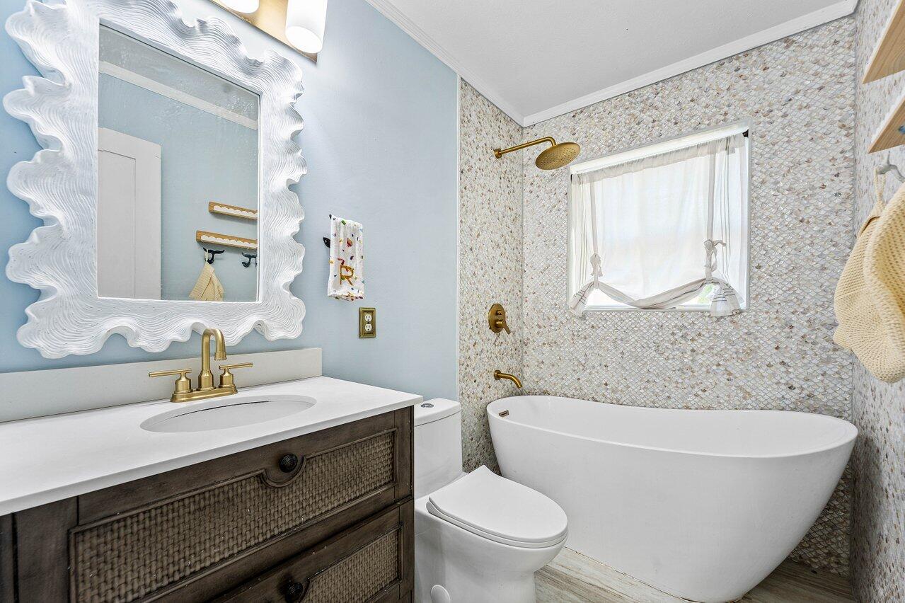 102 NE 22nd Street