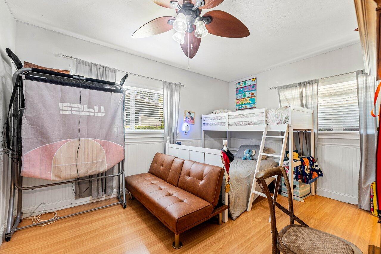 102 NE 22nd Street