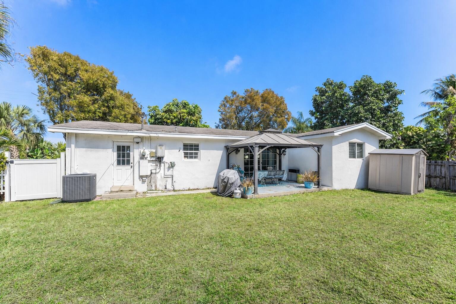 102 NE 22nd Street