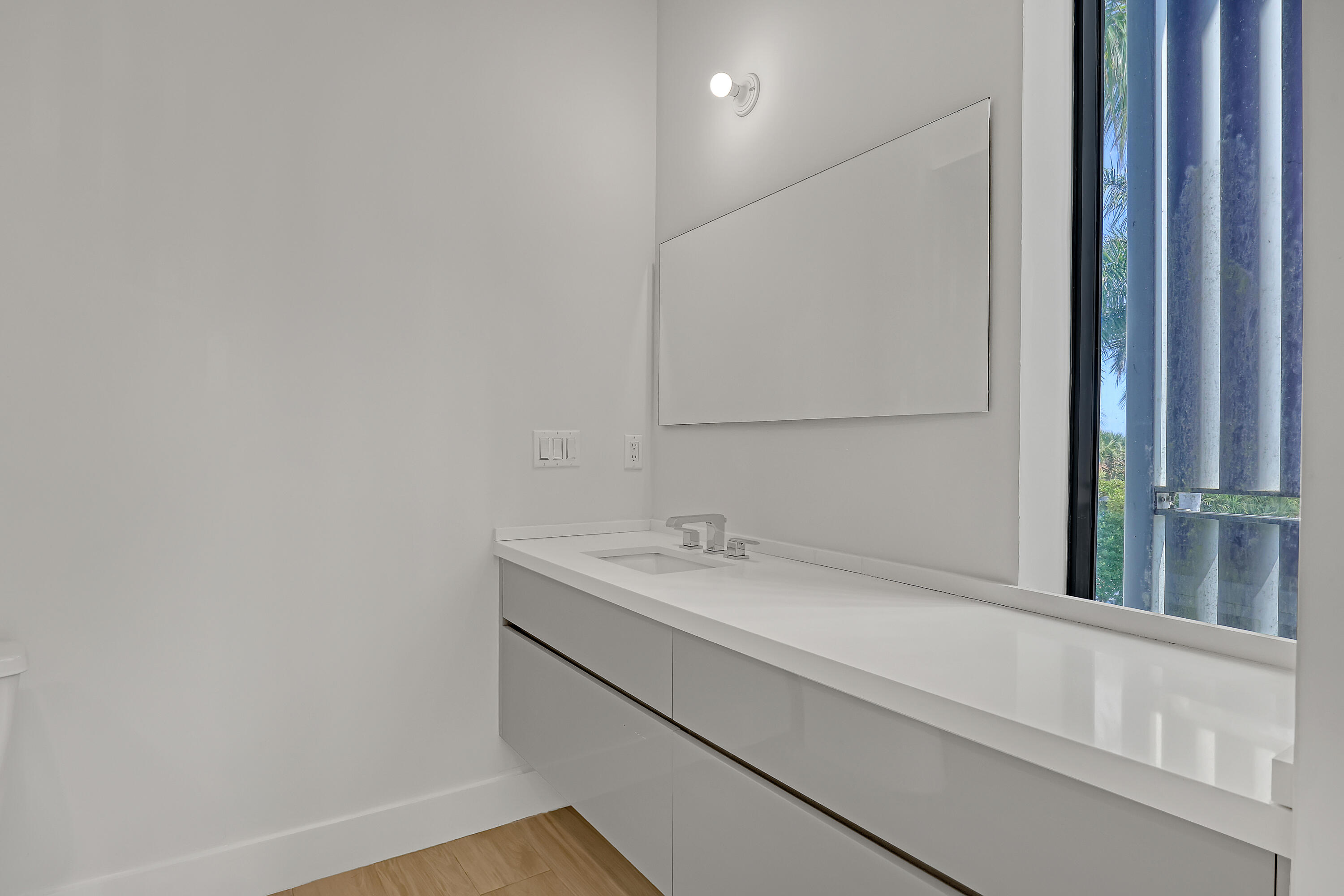 106 Inlet Way 201