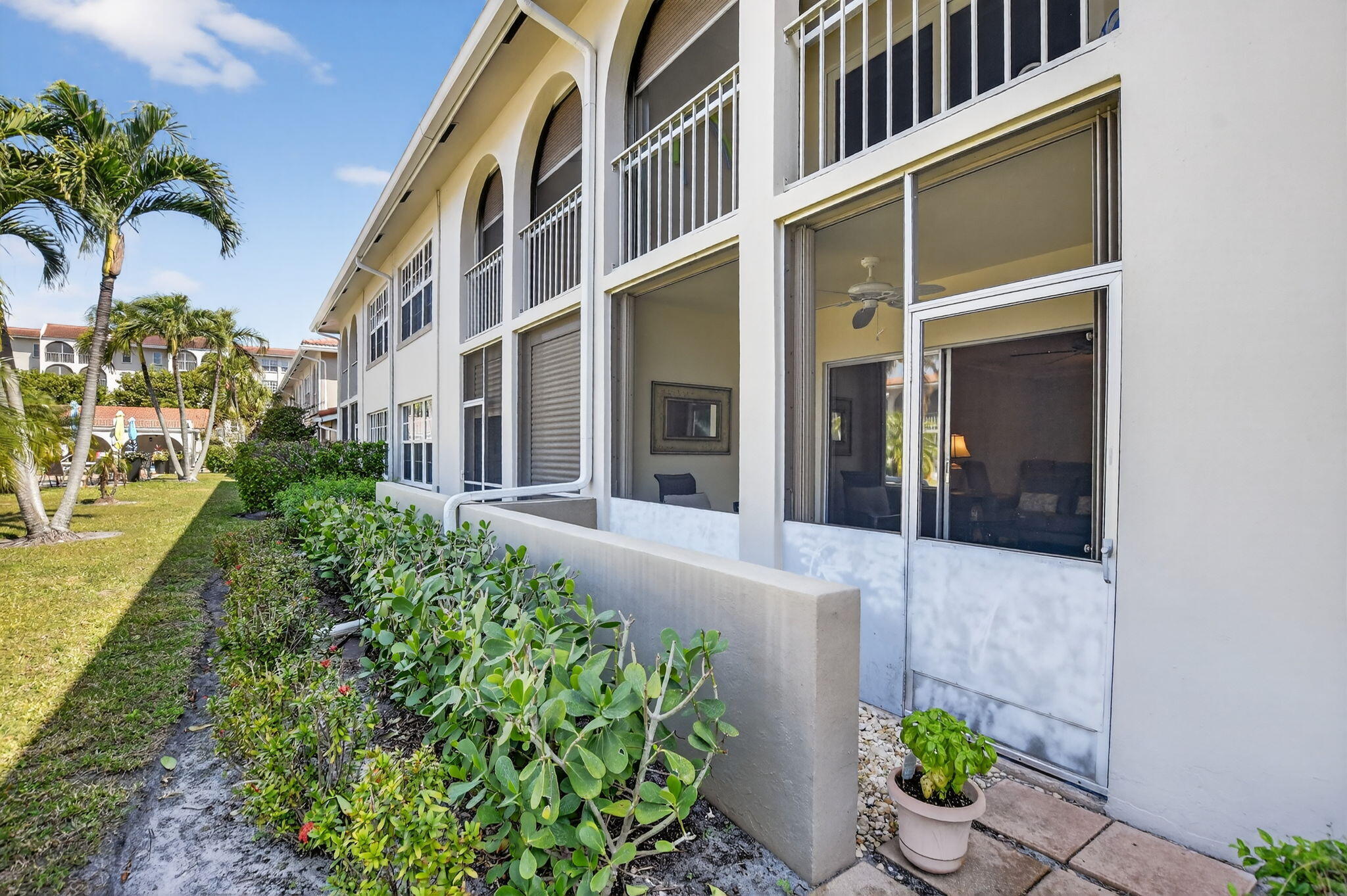 250 NE 20th Street 1170