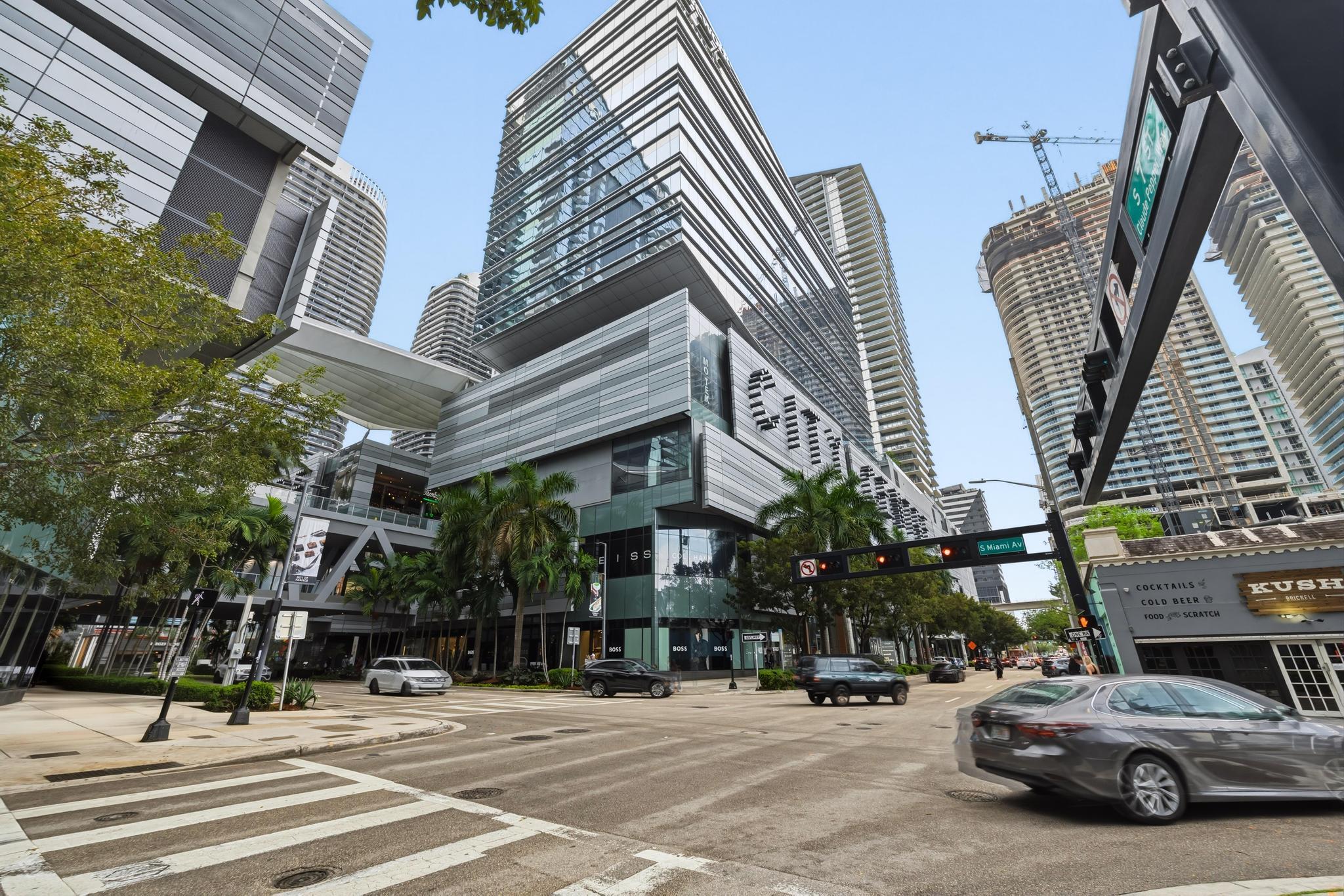 31 SE 6th Street 2601