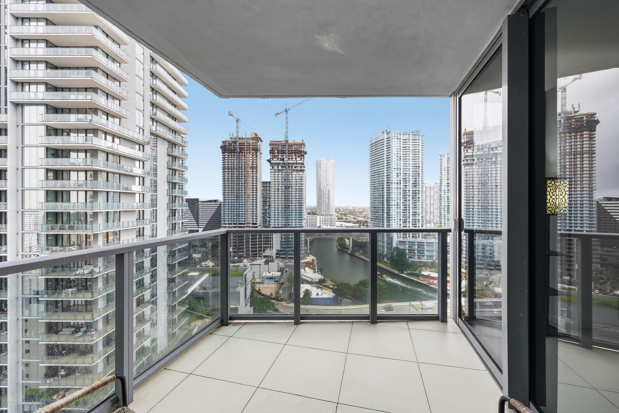31 SE 6th Street 2601