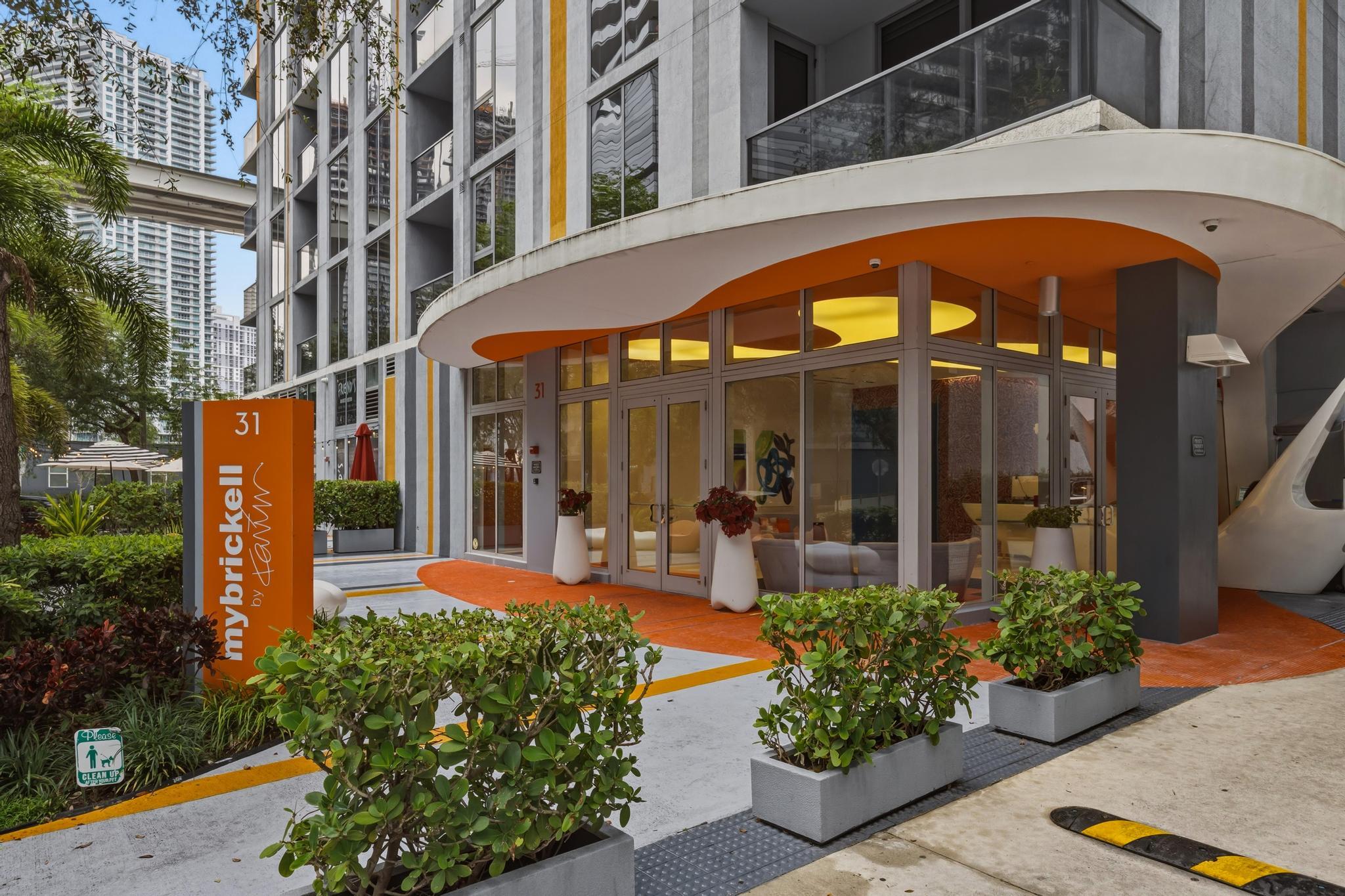 31 SE 6th Street 2601