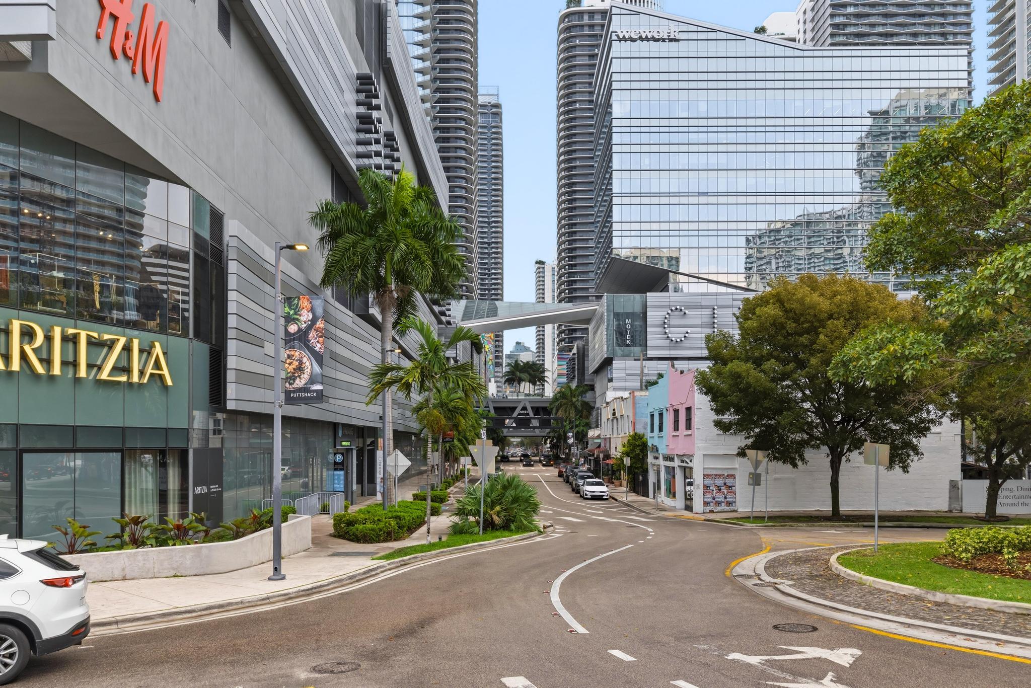 31 SE 6th Street 2601