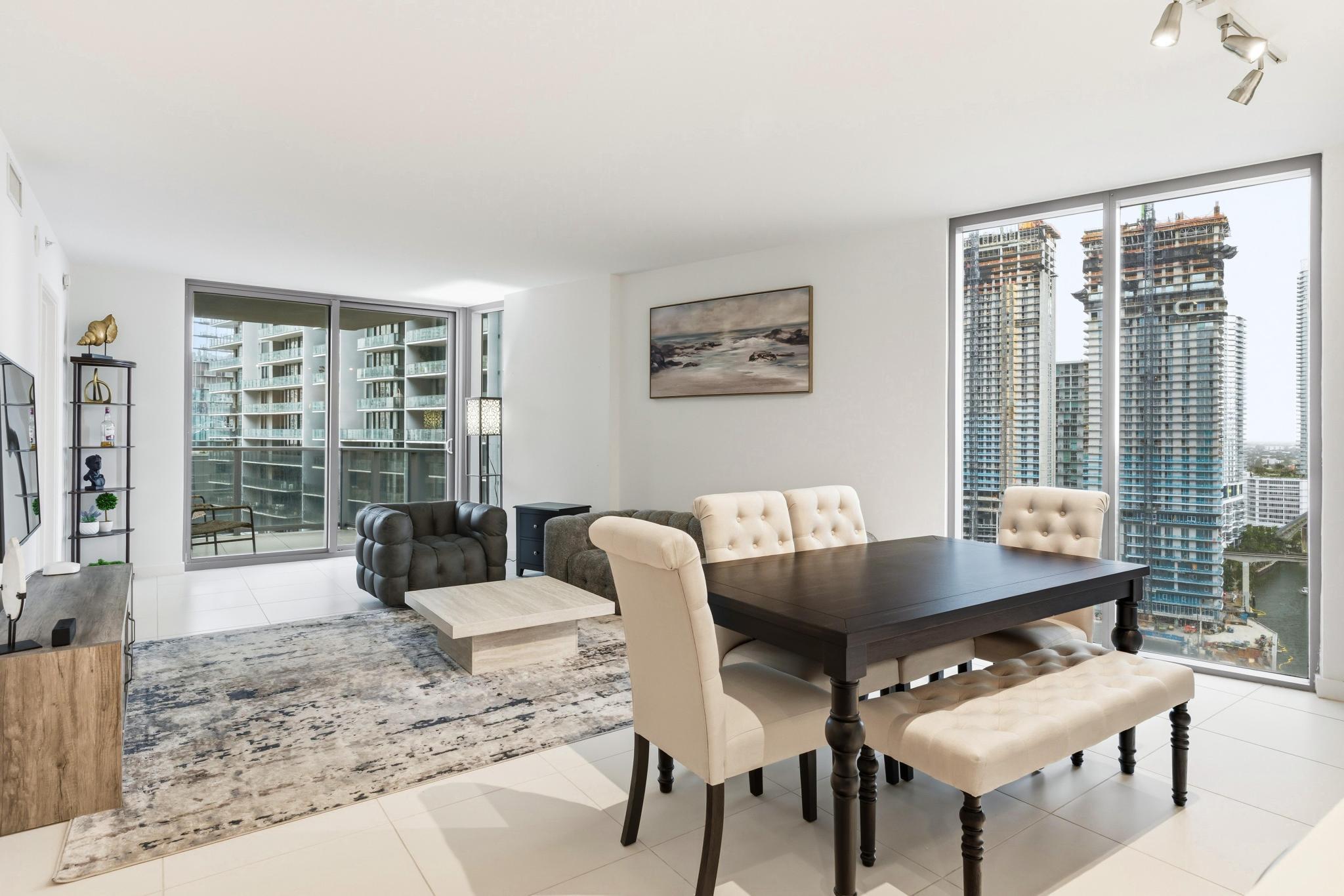 31 SE 6th Street 2601