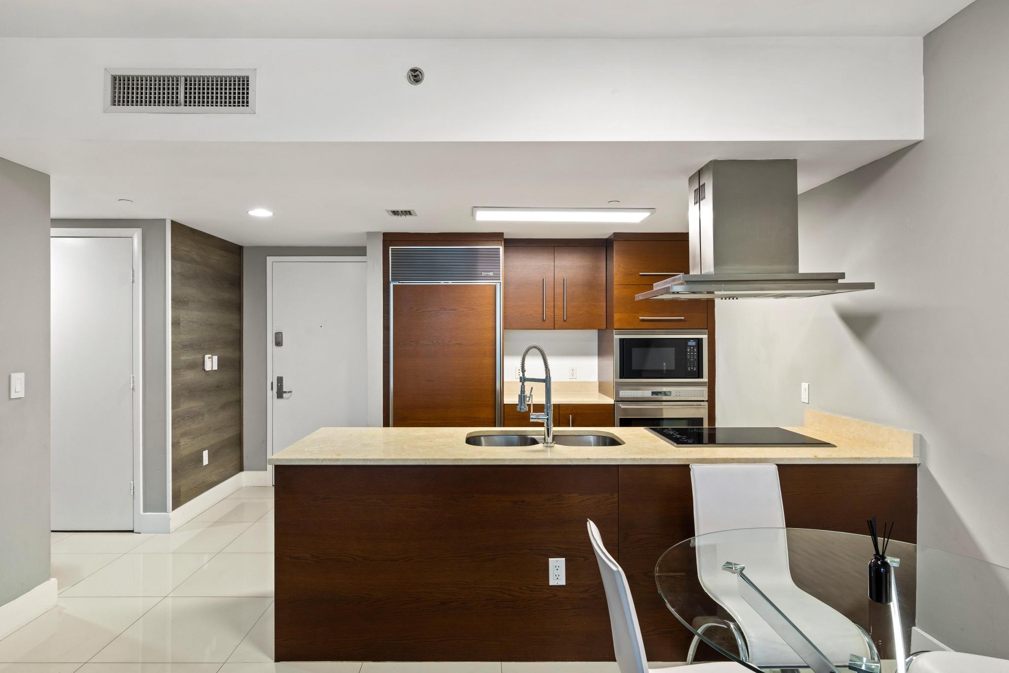 485 Brickell Avenue 2506