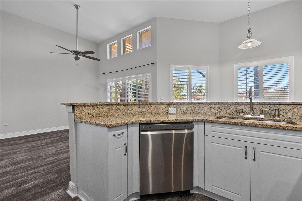 4751 Via Palm Lake 407