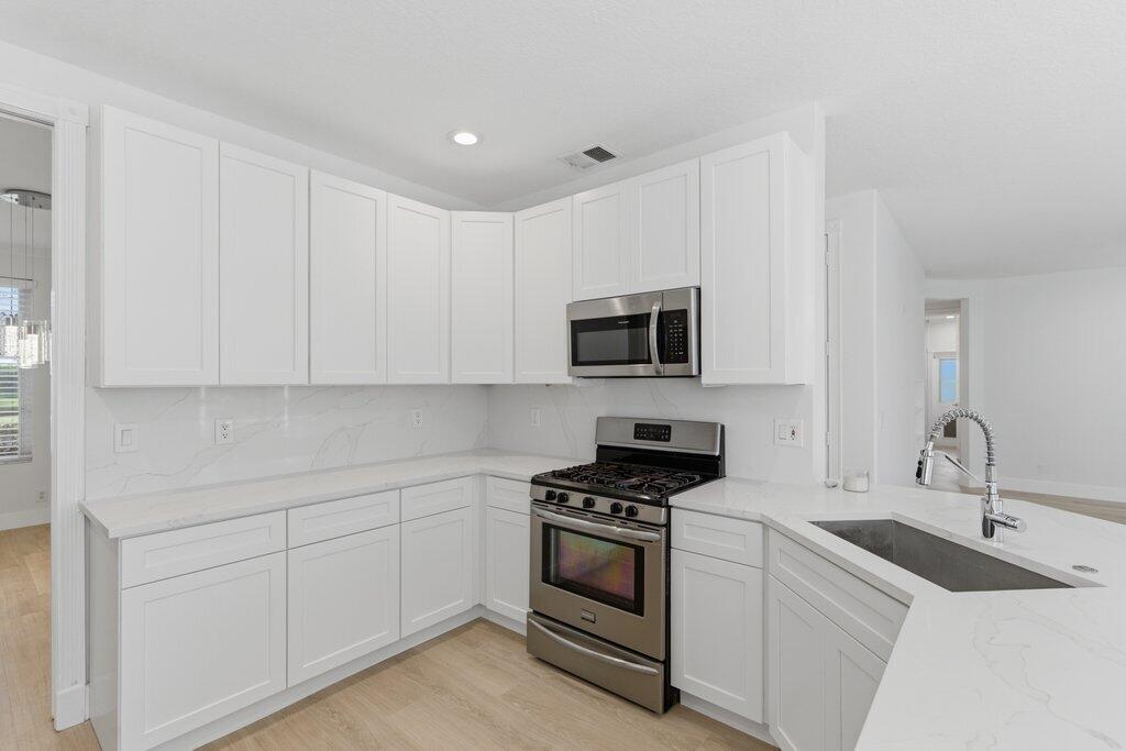 220 Blackbird Lane