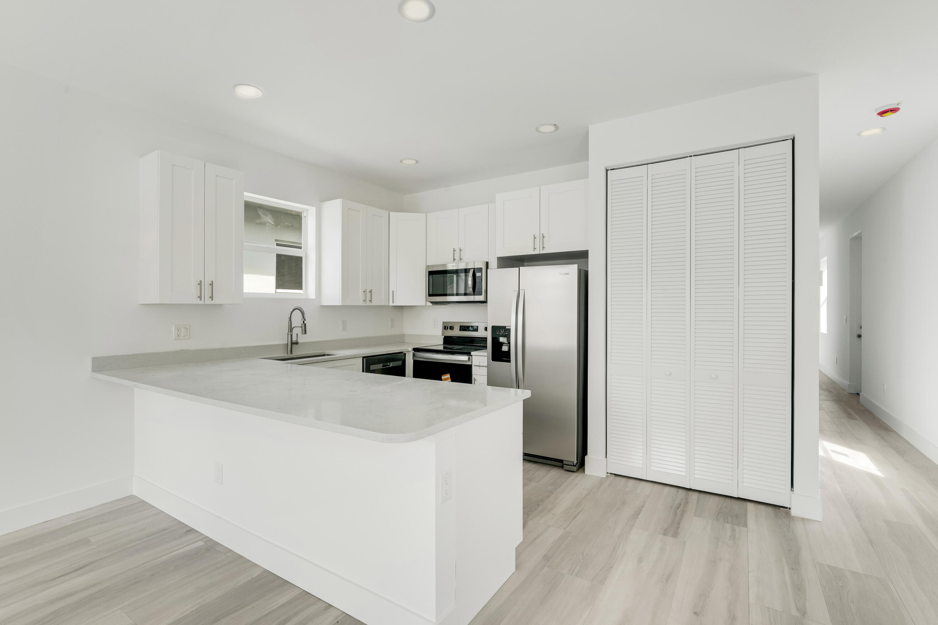 2653 Hiawatha Avenue